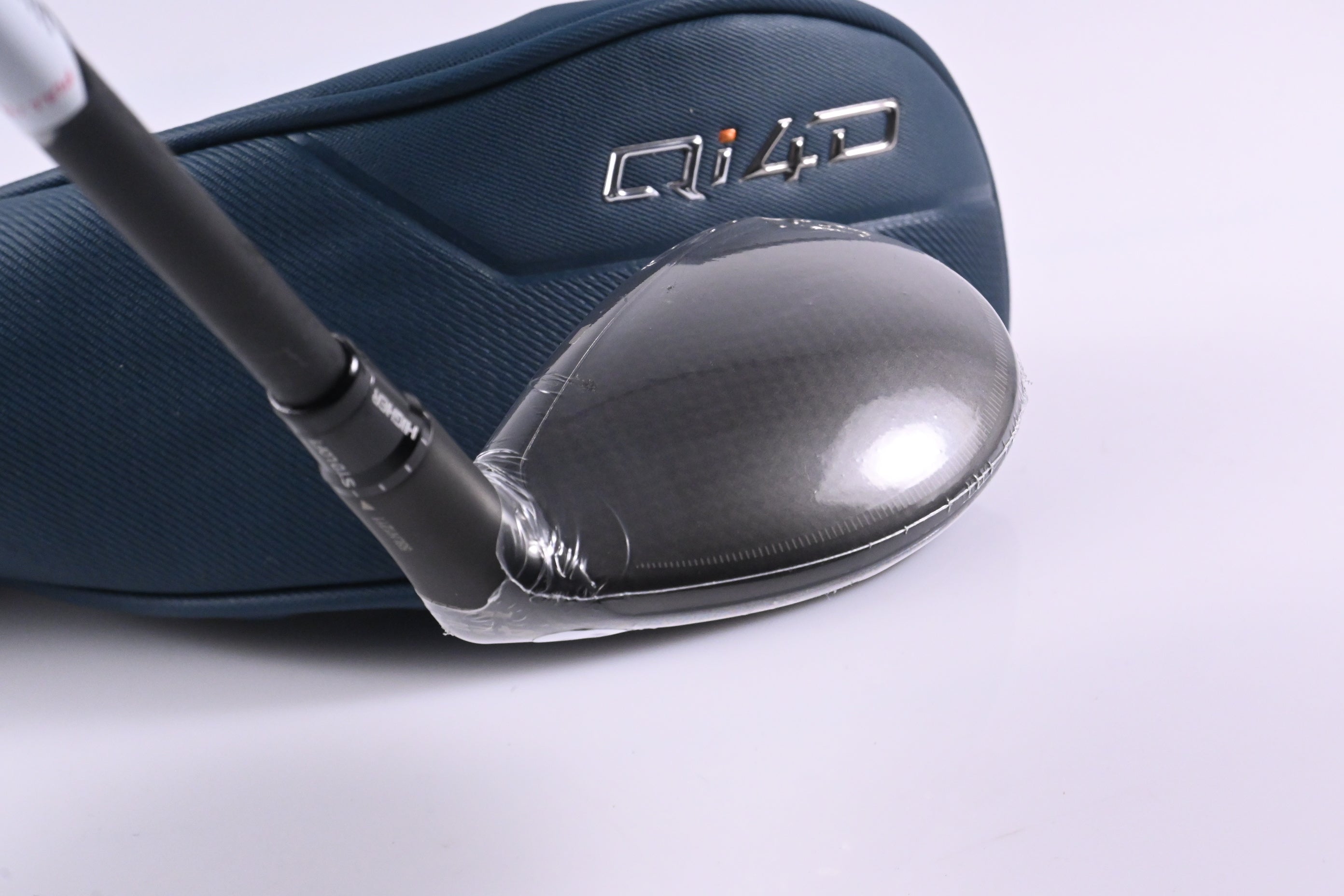 Taylormade Qi4D #4 Hybrid / 22 Degree / Regular Flex KBS Reax 65 Shaft