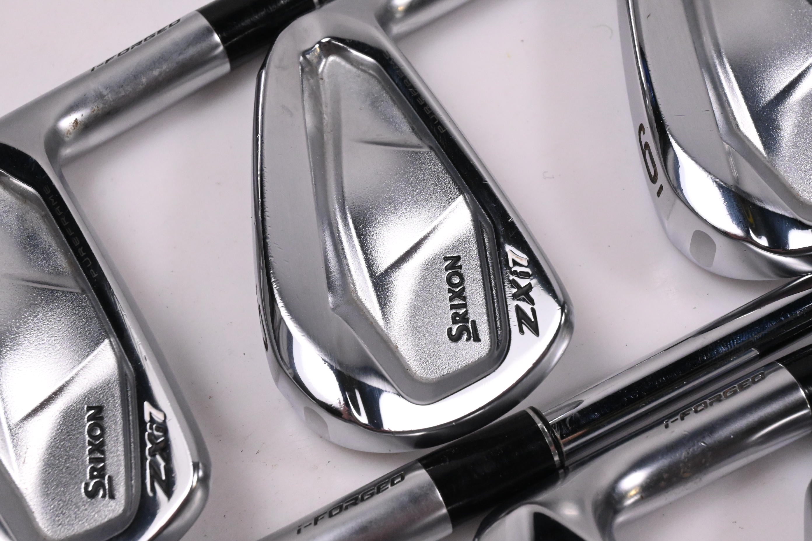 Srixon ZXi7 Irons / 4-PW / Regular Flex N.S.Pro Modus³ Tour 105 Shafts
