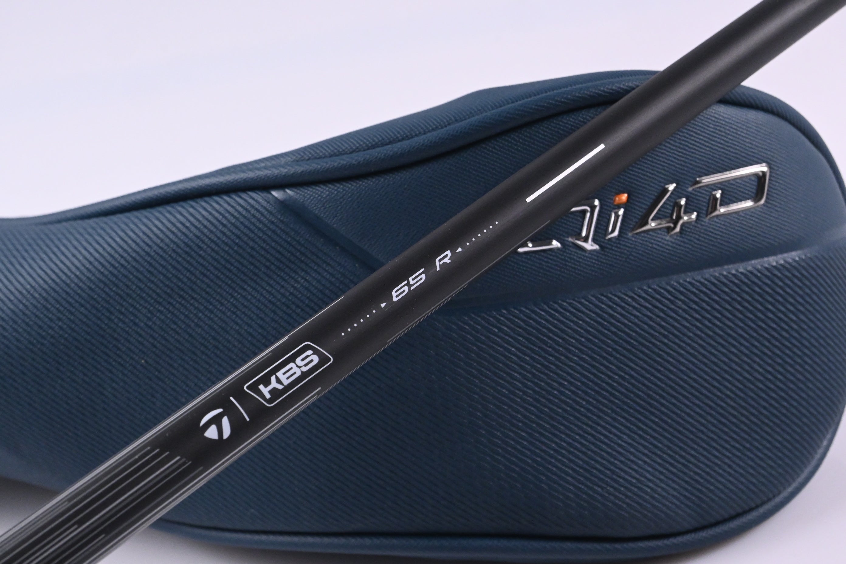 Taylormade Qi4D #4 Hybrid / 22 Degree / Regular Flex KBS Reax 65 Shaft