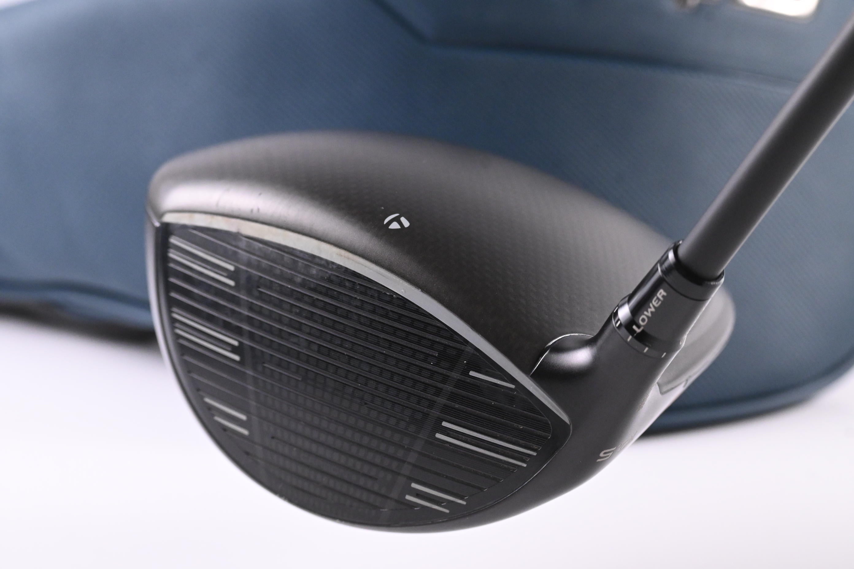 Taylormade Qi4D Max Driver / 10.5 Degree / Stiff Flex Mitsubishi Reax 50 Shaft