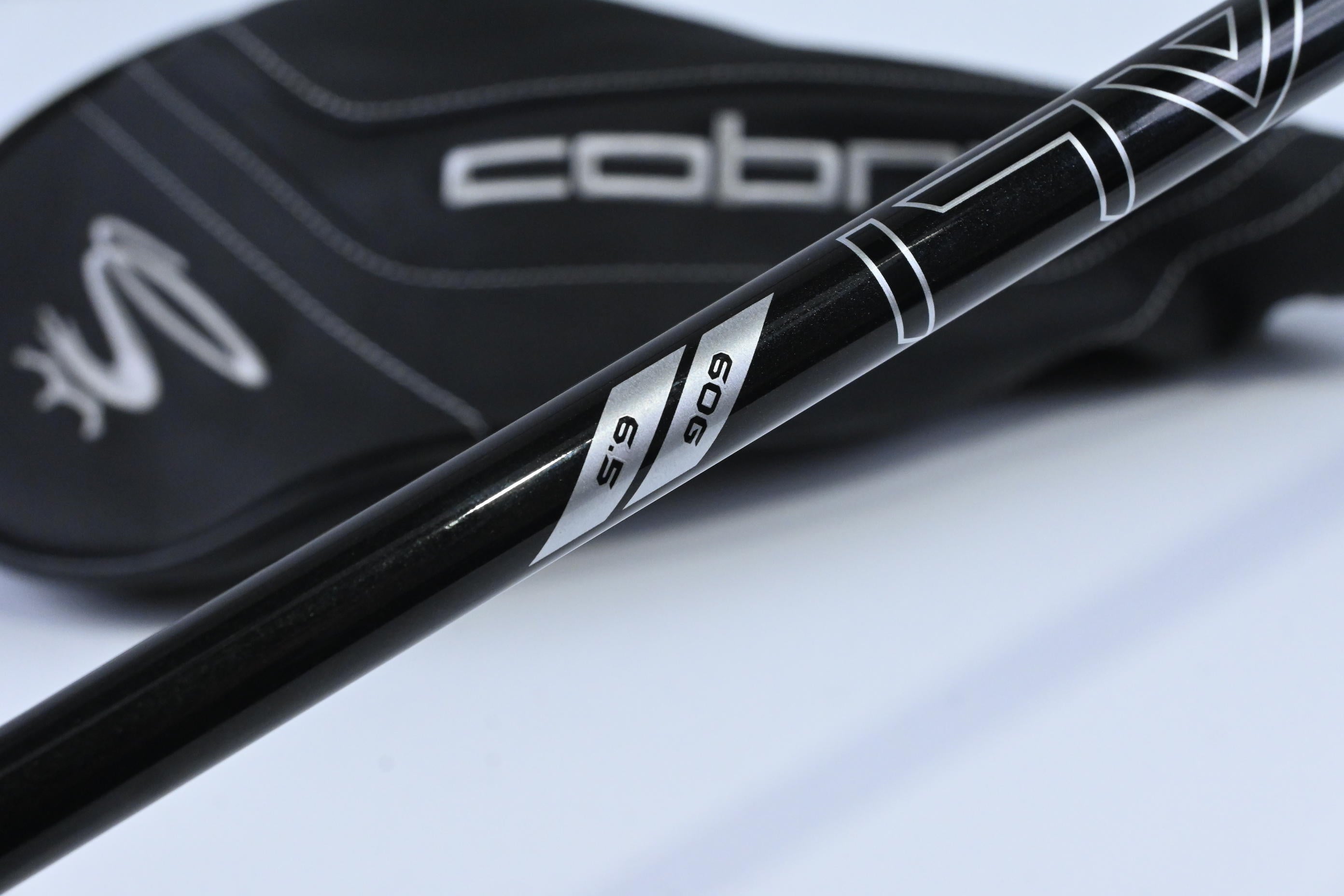Cobra DS-Adapt MAX-D Driver / 12 Degree / X-Flex Denali Black 60 Shaft