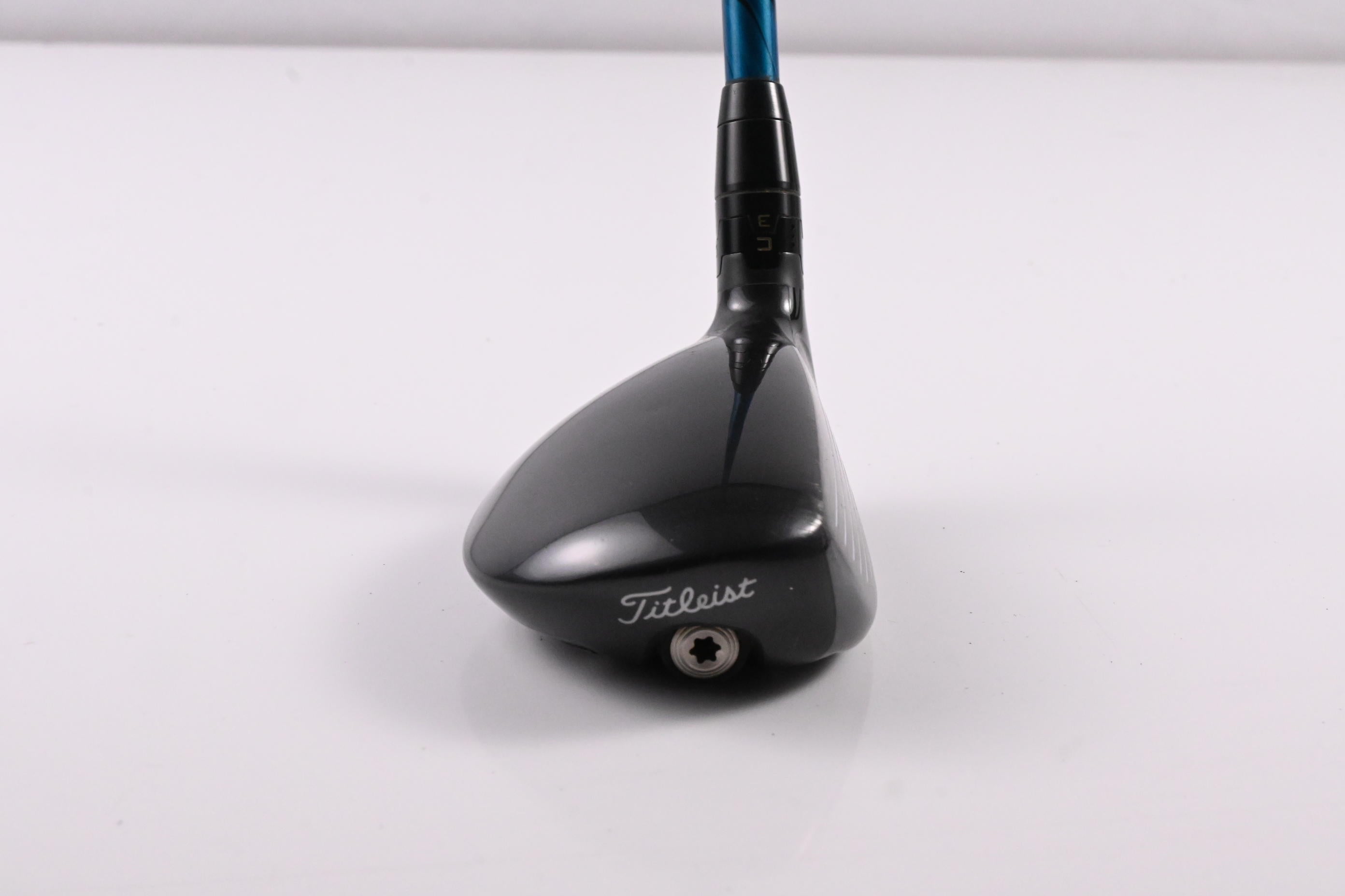 Titleist 818 H1 #3 Hybrid / 19 Degree / Regular Flex EvenFlow Blue 85 HY Shaft