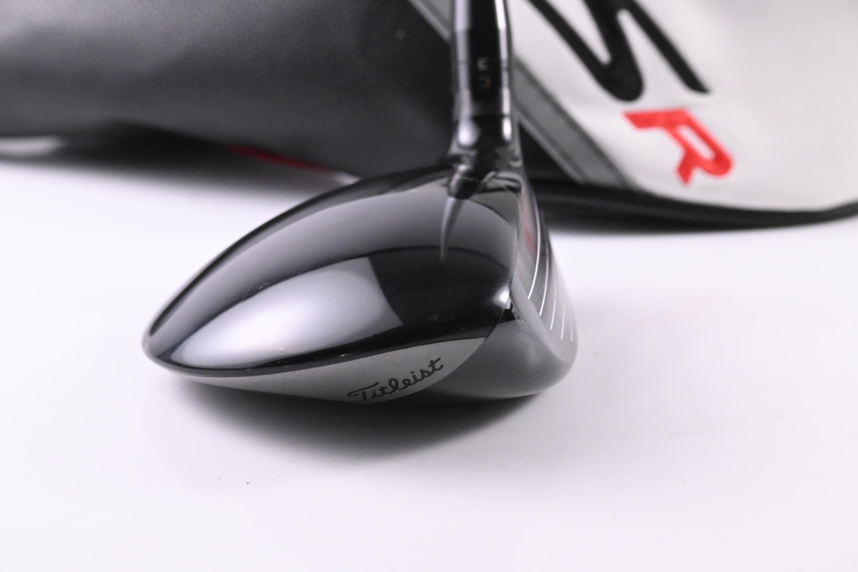 Titleist TSR1 #5 Wood / 18 Degree / Regular Flex Aldila Ascent 40 Shaft