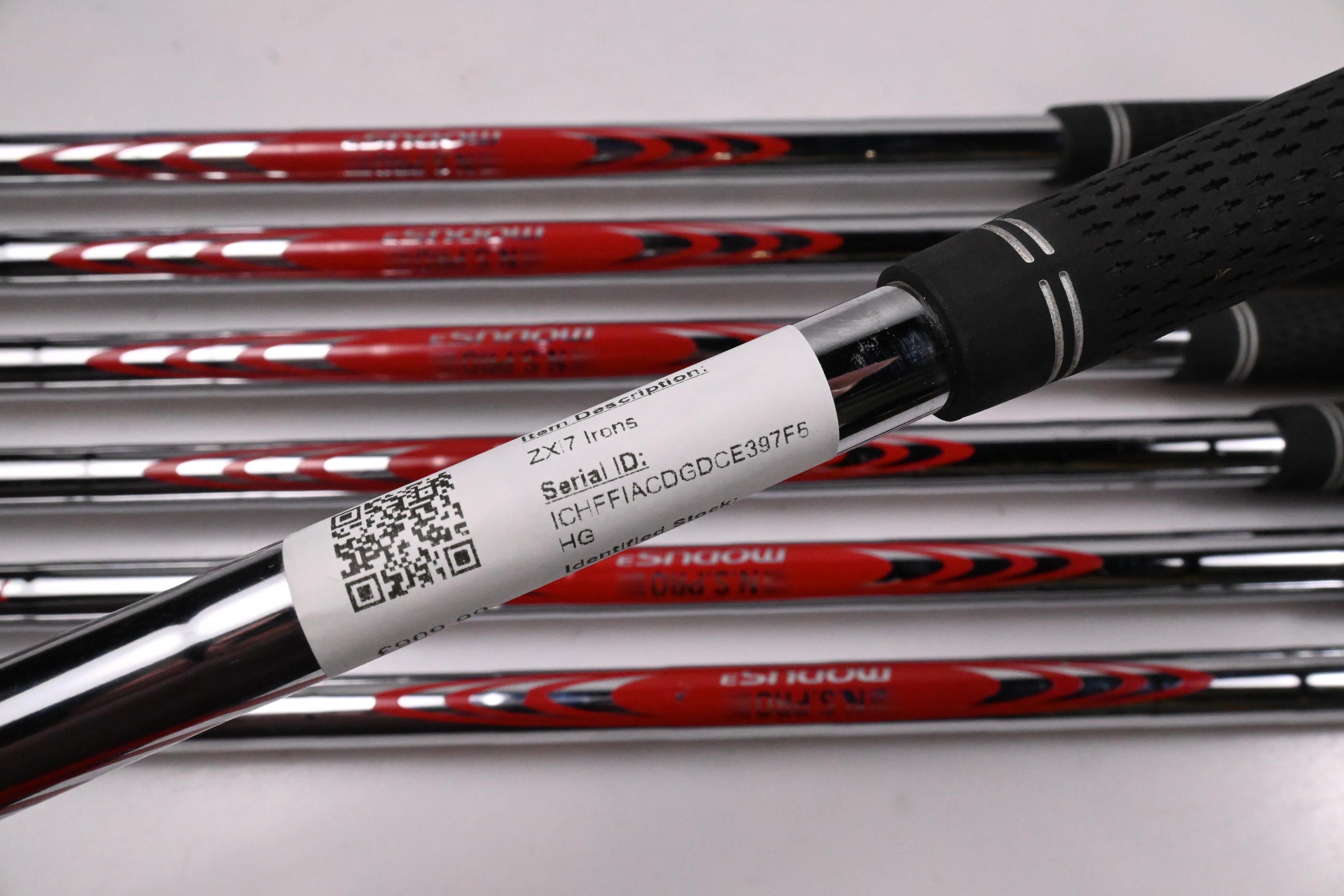 Srixon ZXi7 Irons / 4-PW / Regular Flex N.S.Pro Modus³ Tour 105 Shafts