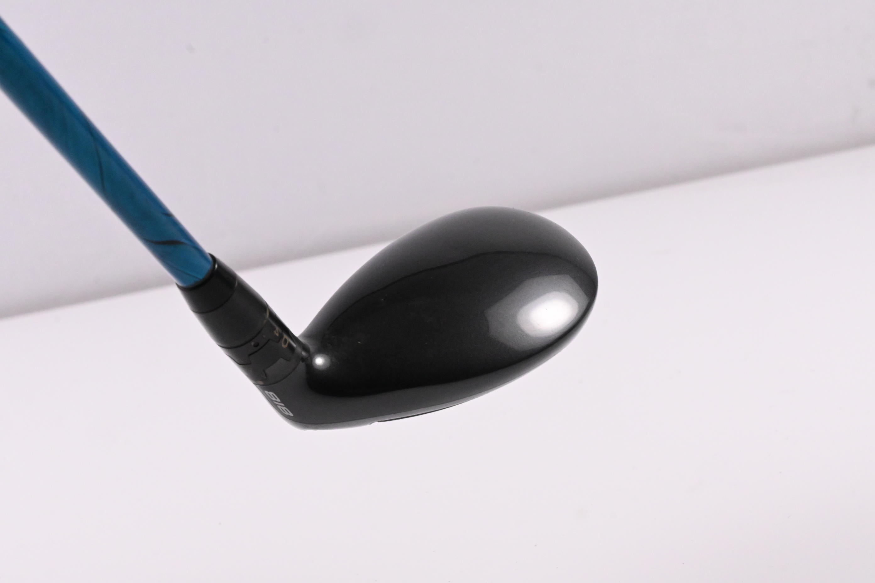 Titleist 818 H1 #3 Hybrid / 19 Degree / Regular Flex EvenFlow Blue 85 HY Shaft