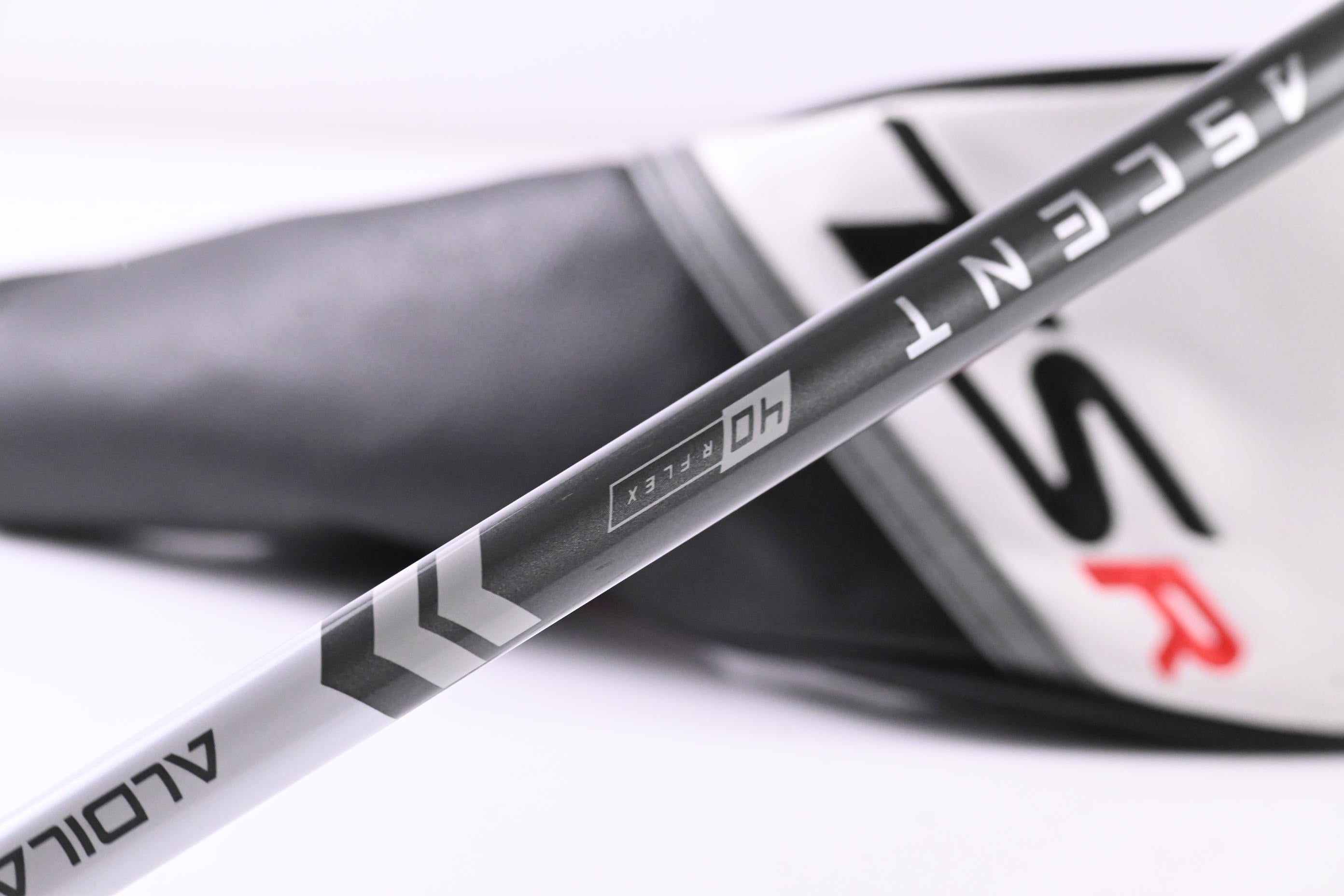Titleist TSR1 #5 Wood / 18 Degree / Regular Flex Aldila Ascent 40 Shaft