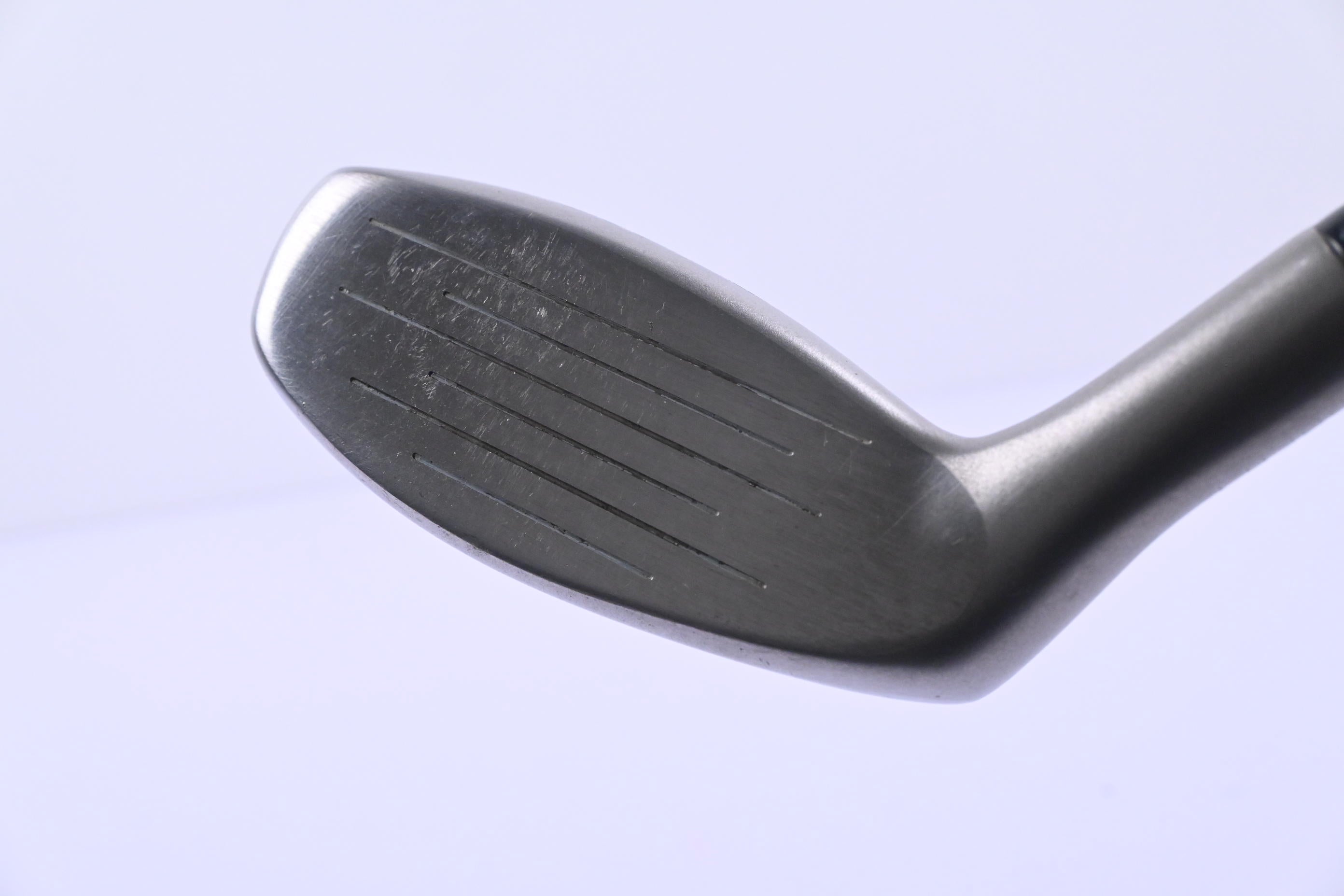 Taylormade Rescue Mid #2 Hybrid / 16 Degree / Stiff Flex Precision 95 Shaft