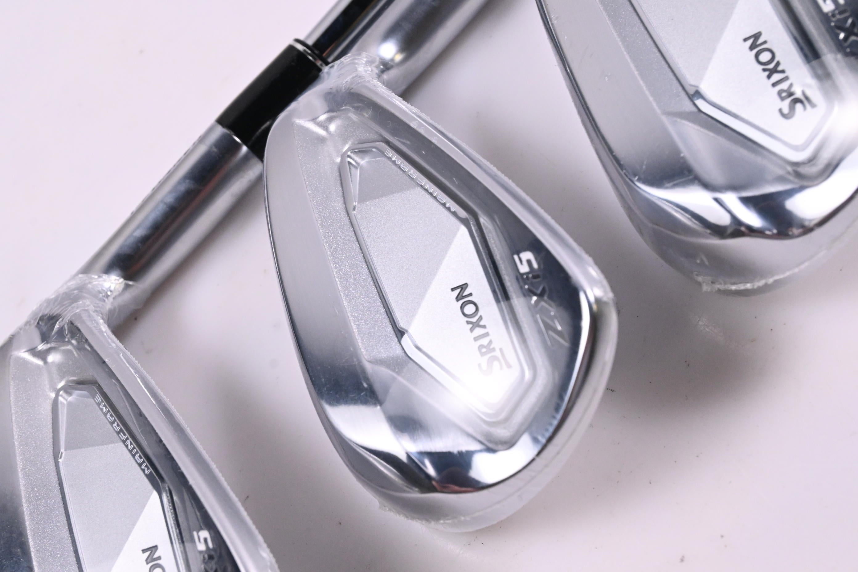 Srixon ZXI5 Irons / 7-PW / Regular Flex N.S.Pro Modus³ Tour 105 Shafts