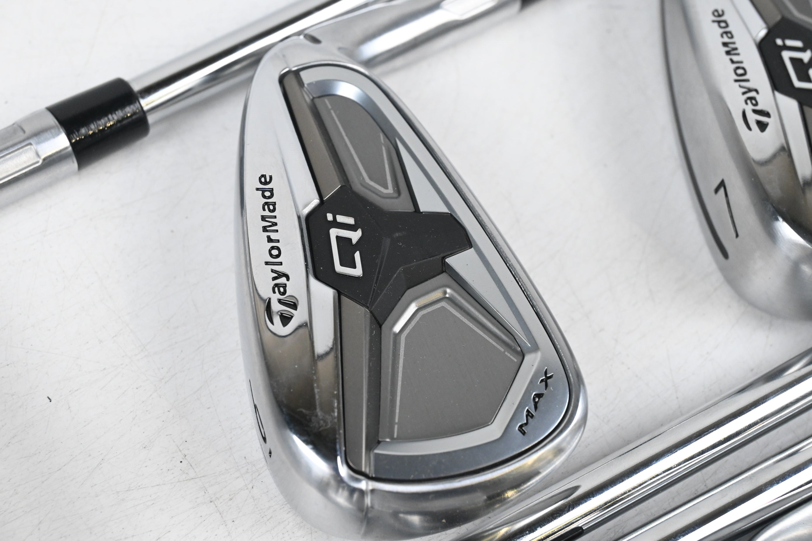 Taylormade Qi Max Irons / 5-PW+GW / Regular Flex KBS MAX MT 85 Steel Shafts