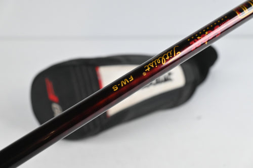 Titleist 909 F3 #5 Wood / 18 Degree / Stiff Flex Aldila Voodoo Shaft