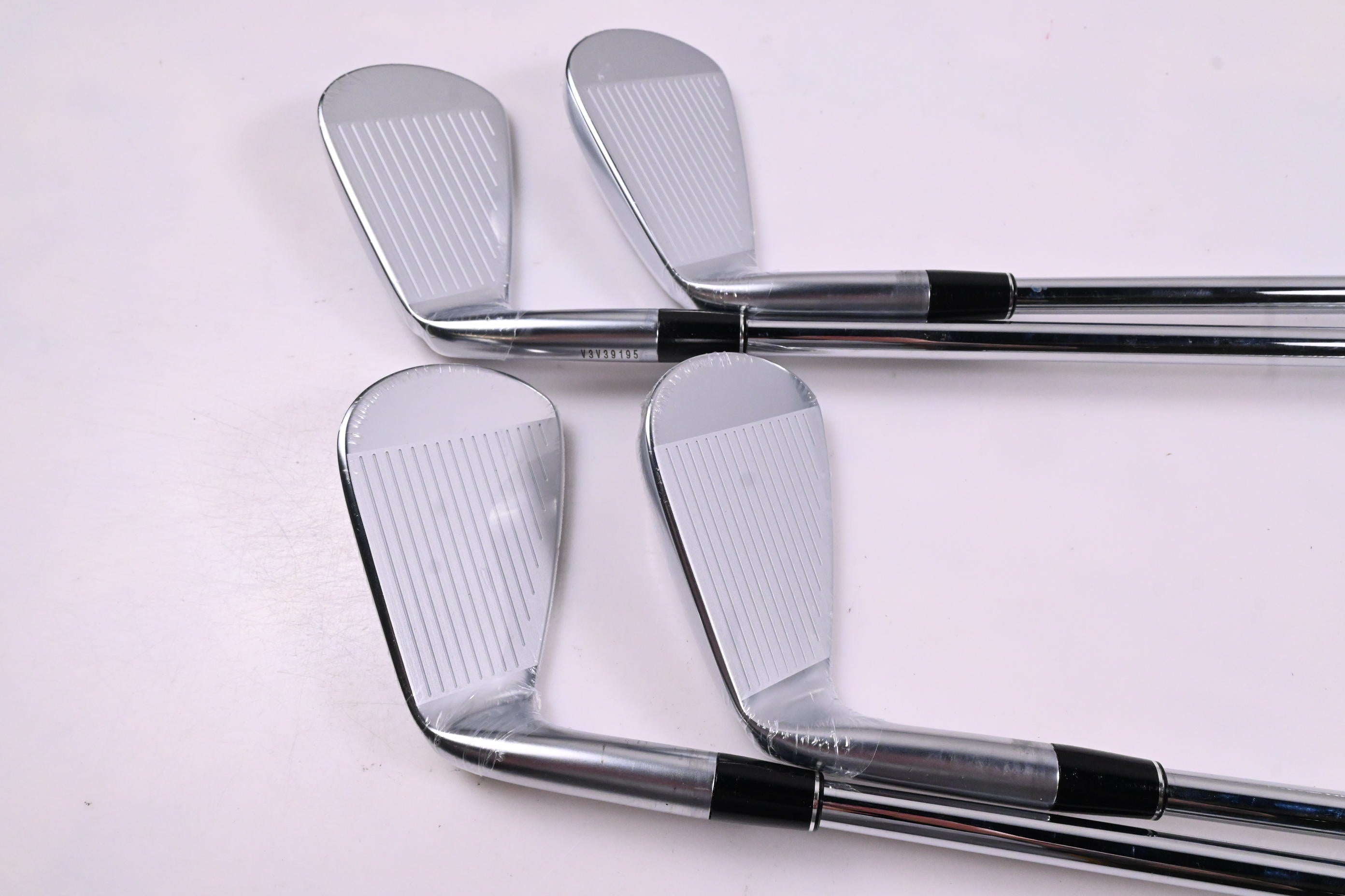 Srixon ZXI5 Irons / 7-PW / Regular Flex N.S.Pro Modus³ Tour 105 Shafts
