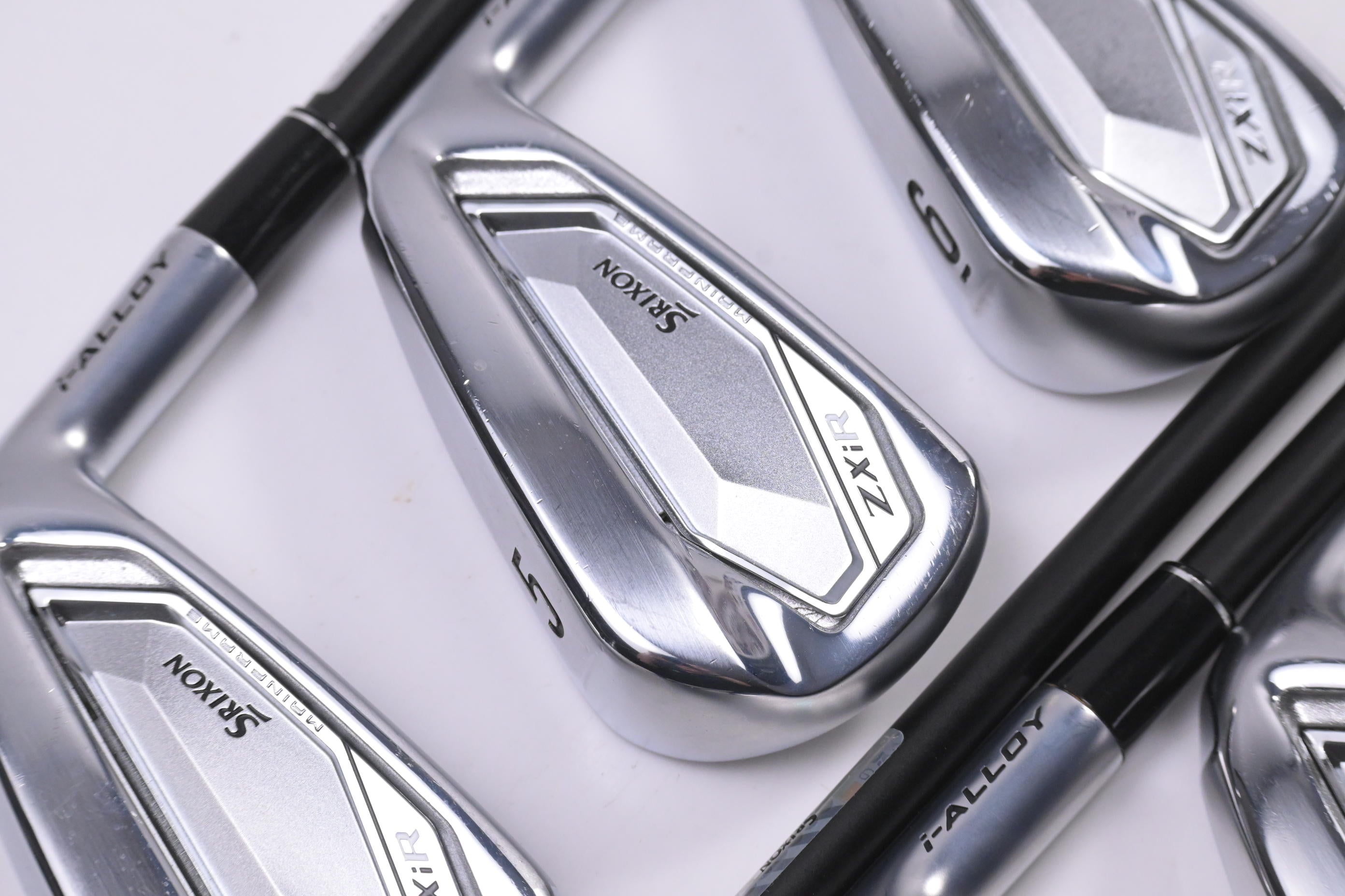 Srixon ZXiR Irons / 4-PW / Regular Flex KBS PGI 60 Shafts