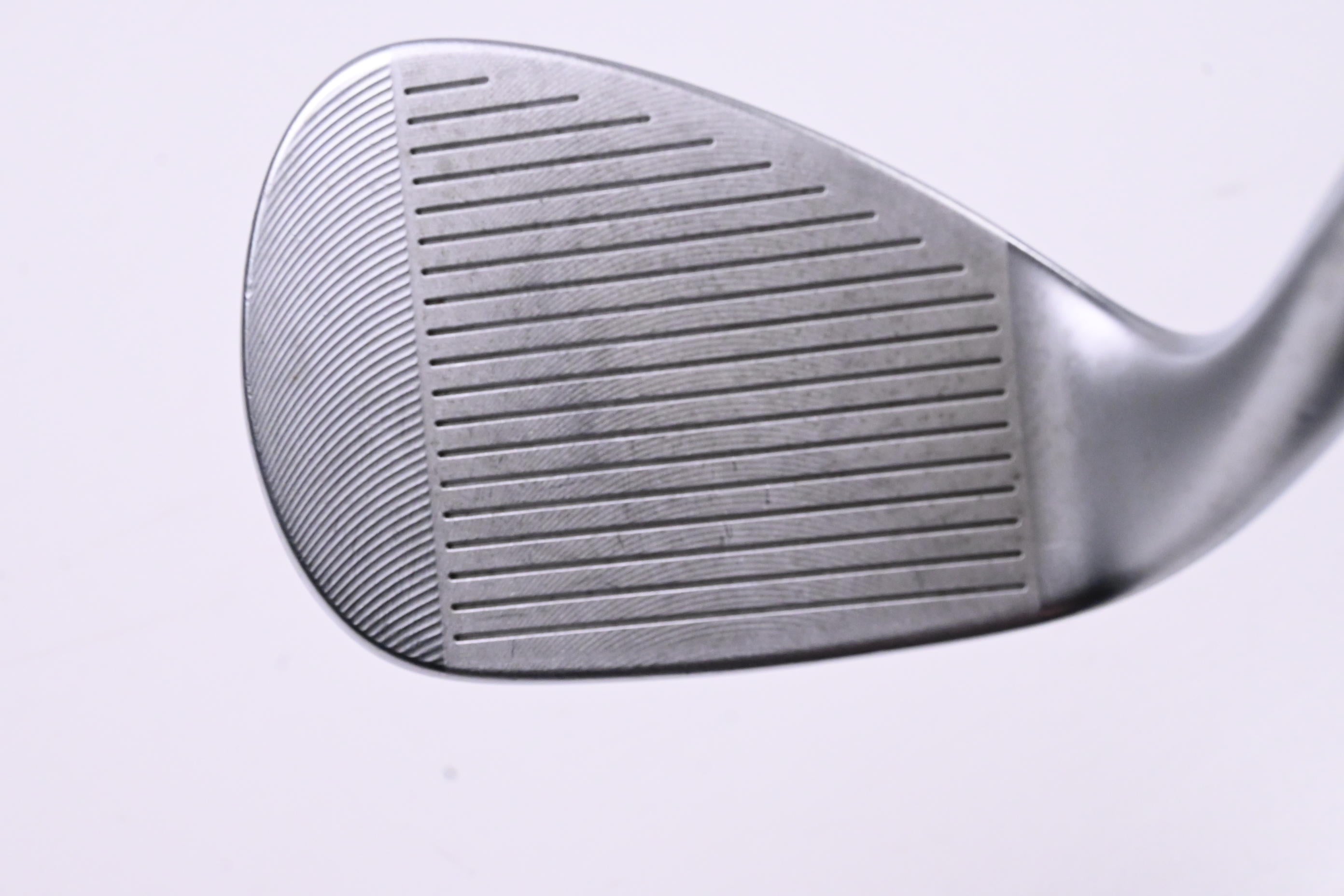 Cleveland CBX Zipcore Gap Wedge / 52 Degree / Wedge Flex Dynamic Gold Shaft