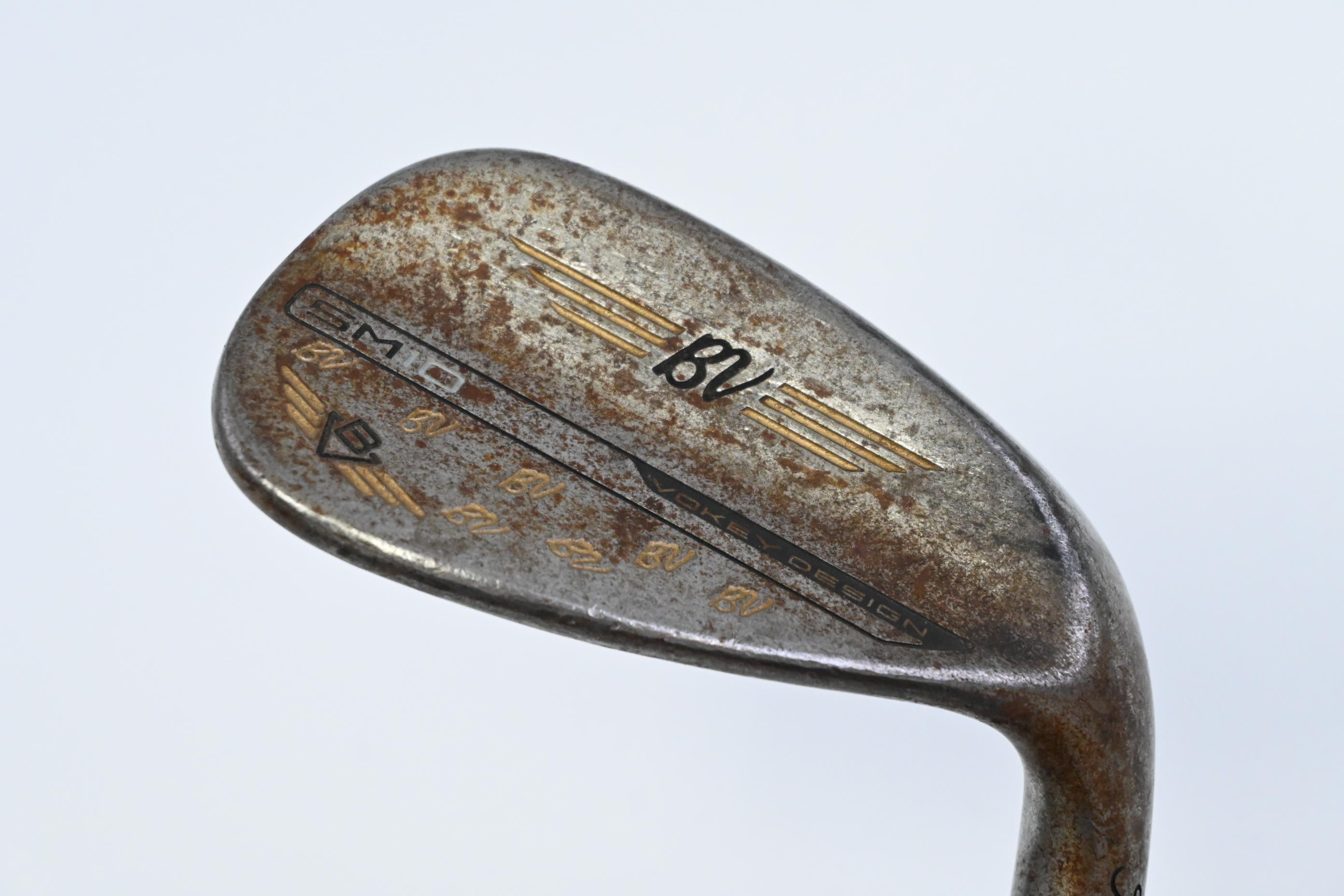 Titleist Vokey SM10 Pitching Wedge / 46 Degree / X-Flex Dynamic Gold X100 Mid