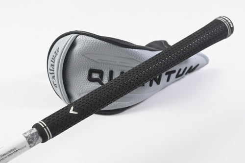 Callaway Quantum Max OS #4 Hybrid / 20 Degree / Stiff Flex Denali Frost Silver