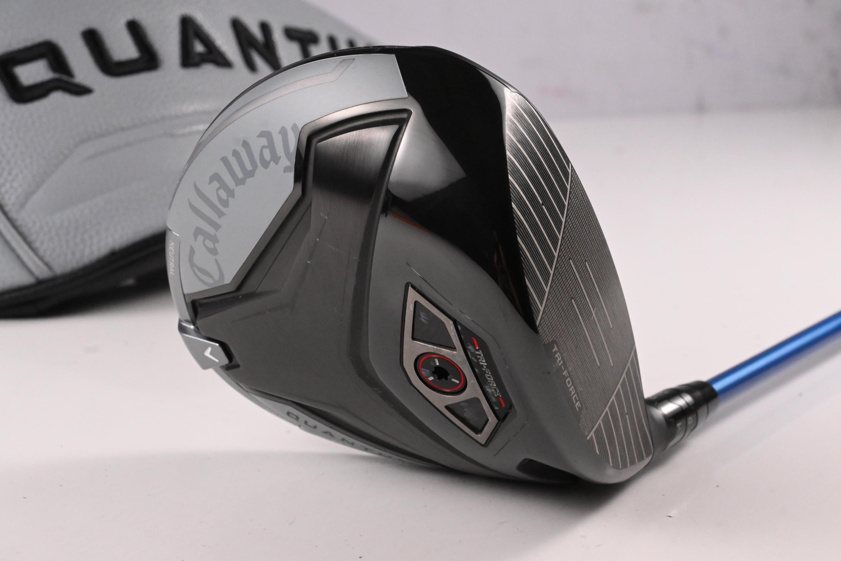 Callaway Quantum Max Driver / 10.5 Degree / Regular Flex Accra GX Blue 160 Shaft