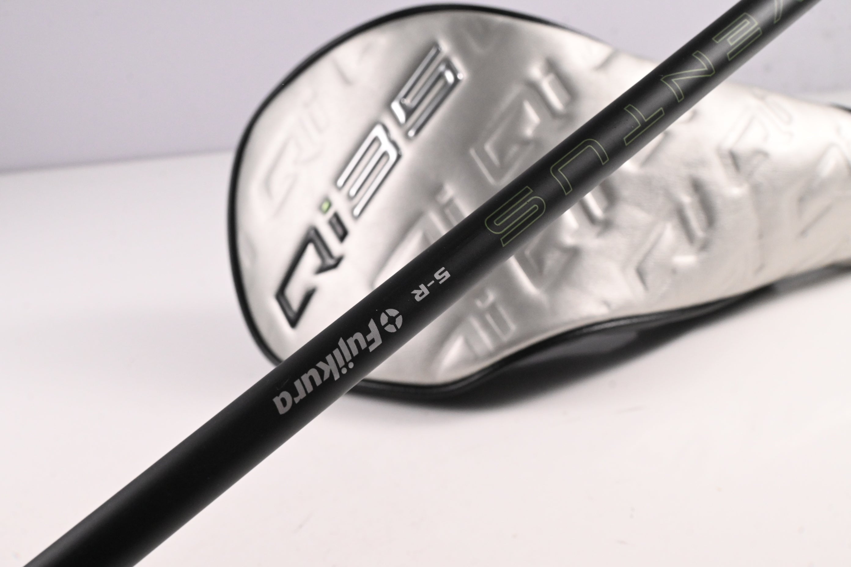 Taylormade Qi35 Driver / 10.5 Degree / Regular Flex Ventus Blue 5 Shaft