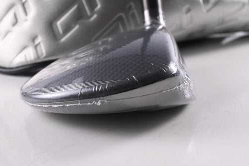 Taylormade Qi35 Max Lite #5 Wood / 18.5 Degree / Senior Flex Vanquish 4 Shaft