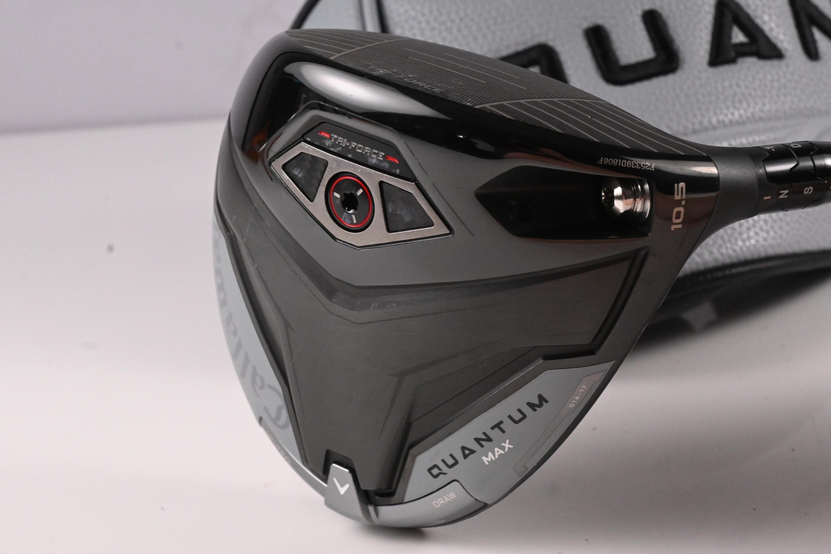 Callaway Quantum Max Driver / 10.5 Degree / Regular Flex Accra GX Blue 160 Shaft