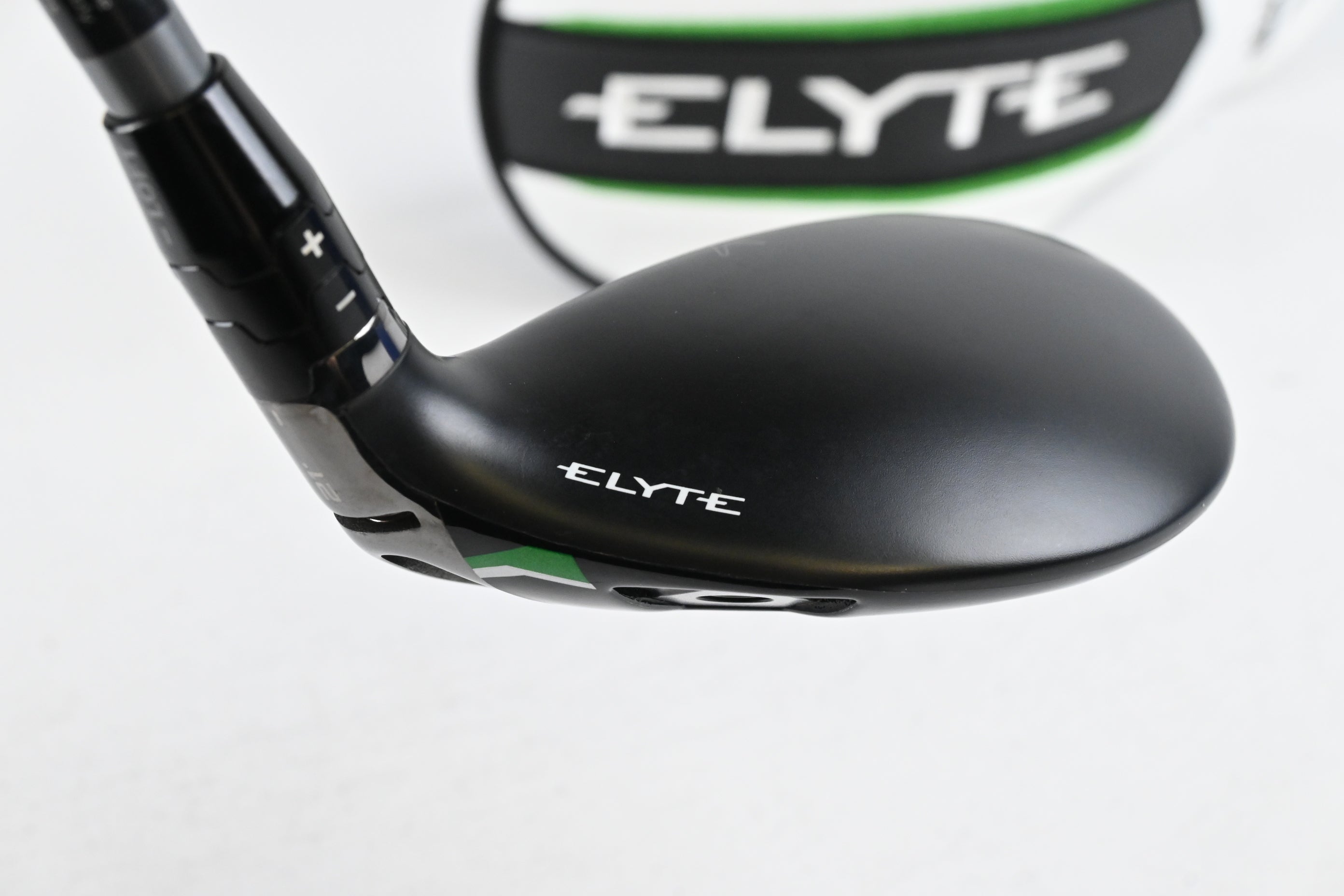 Callaway Elyte X #4 Hybrid / 21 Degree / Regular Flex Denali Charcoal 60 Shaft