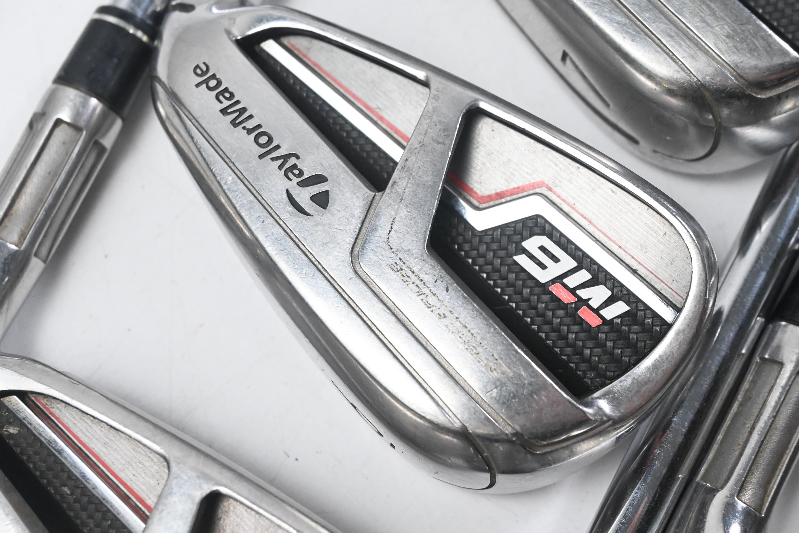 Taylormade M6 Irons / 5-PW+SW / Regular Flex KBS MAX 85 Shafts