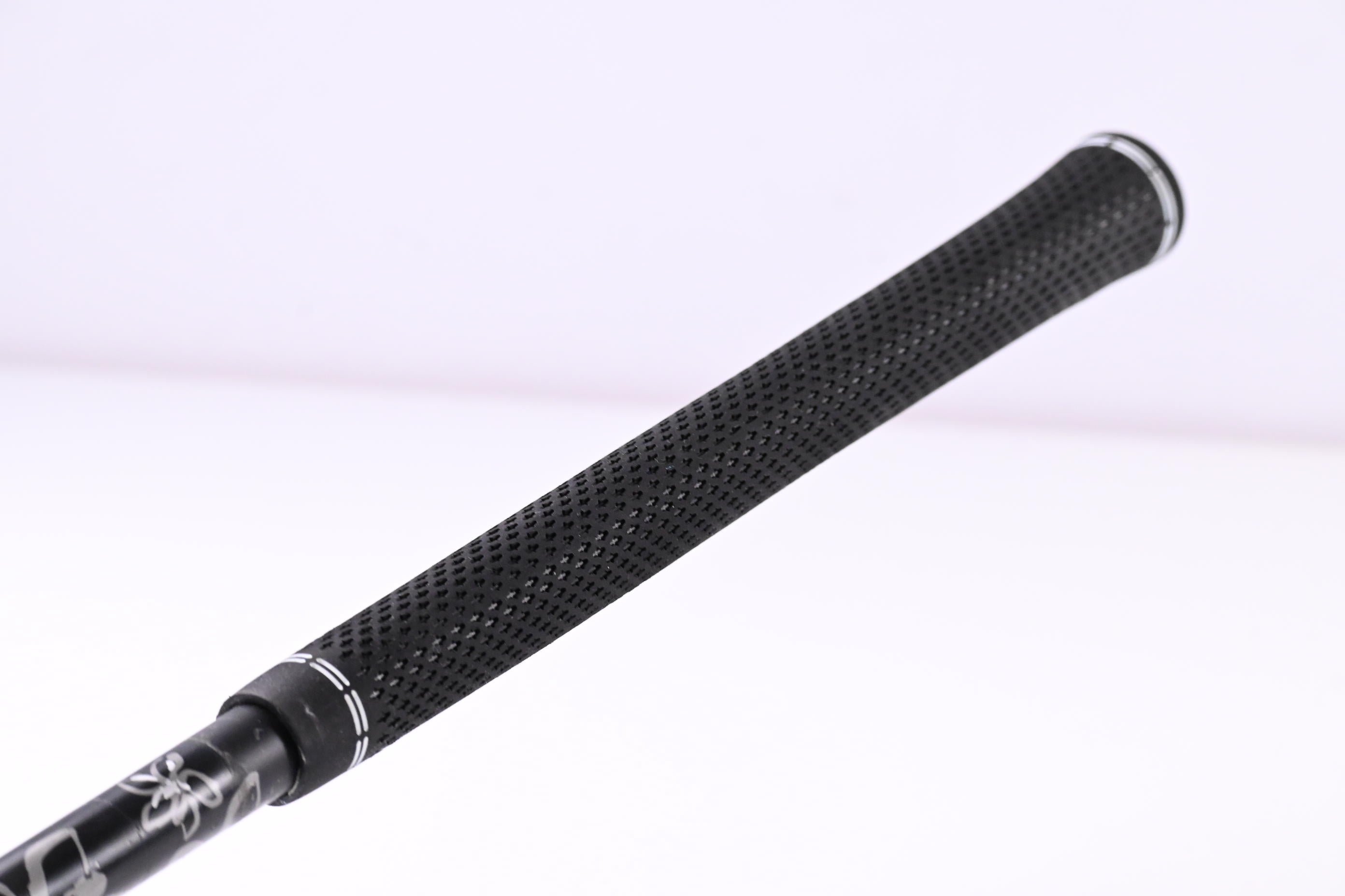 Titleist 913 D3 Driver / 9.5 Degree / Stiff Flex Diamana Shaft