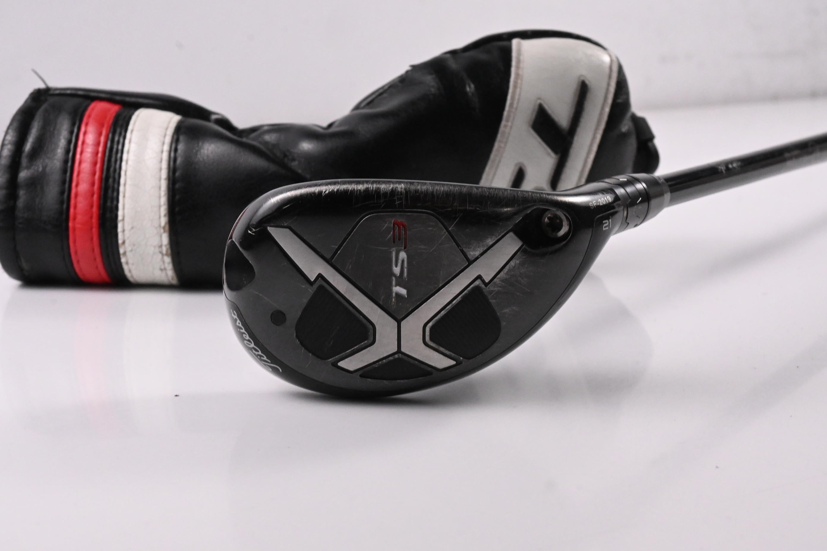 Titleist TS3 #3 Hybrid / 21 Degree / Stiff Flex HZRDUS Smoke Black RDX 80 Shaft