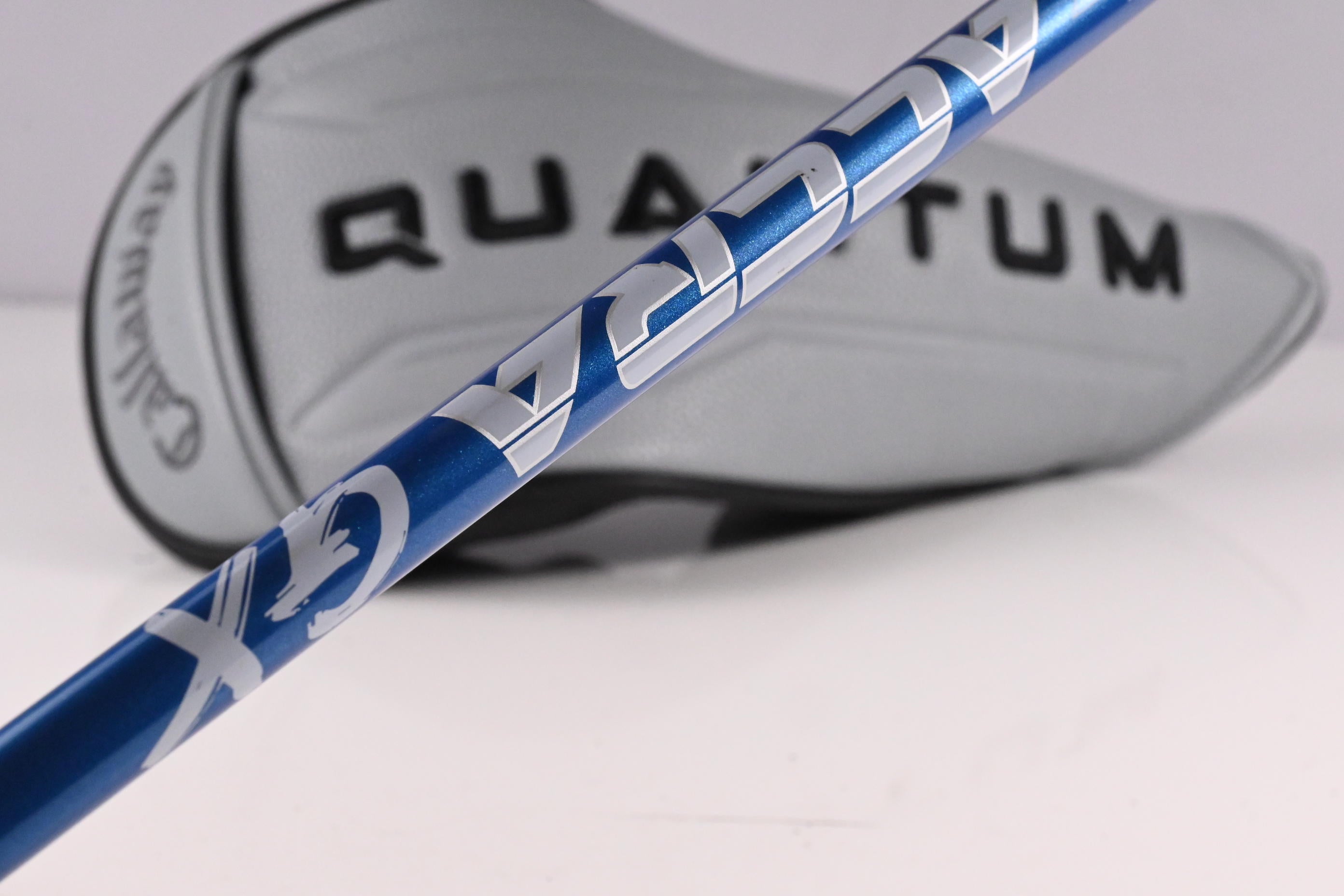 Callaway Quantum Max Driver / 10.5 Degree / Regular Flex Accra GX Blue 160 Shaft