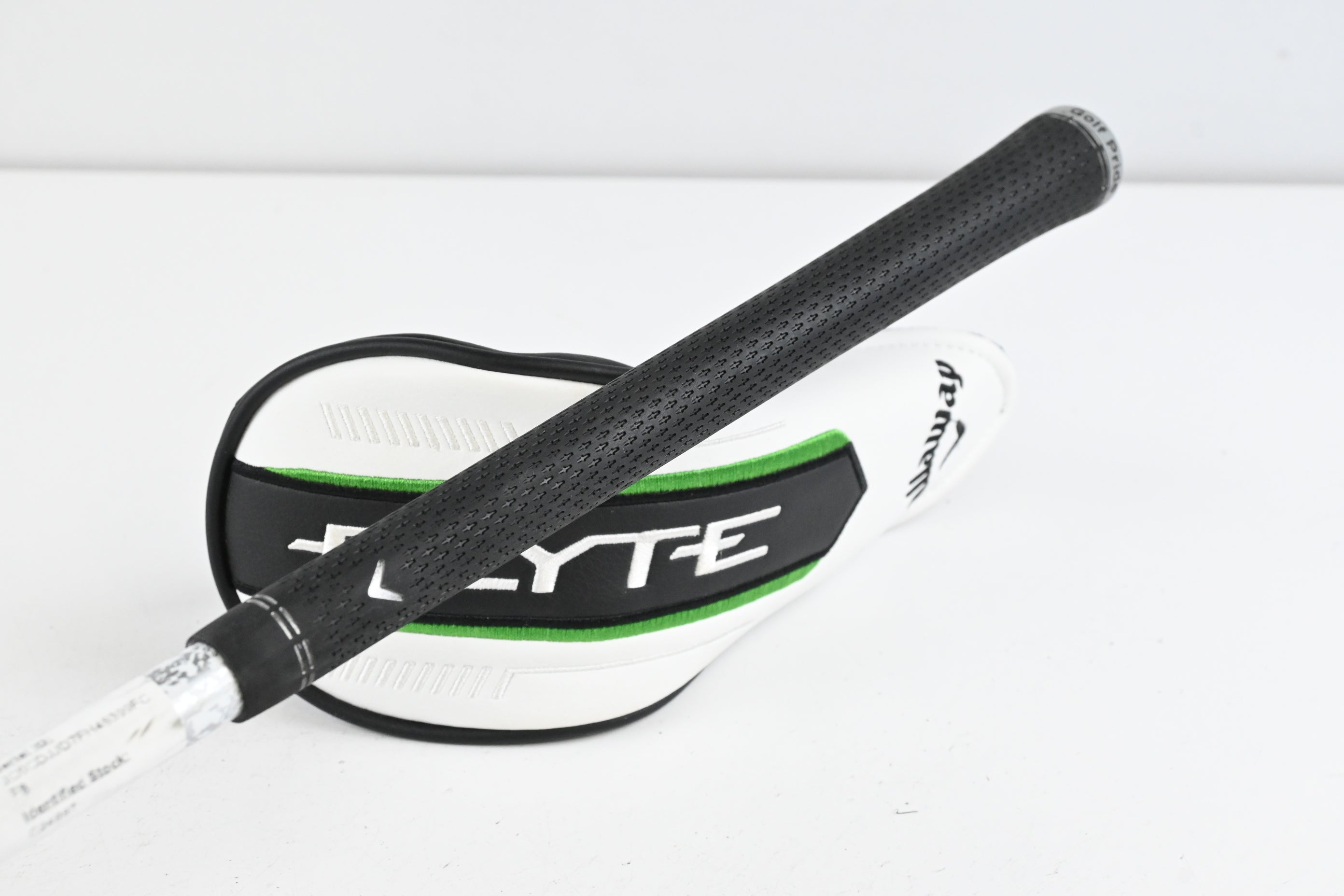 Callaway Elyte X #4 Hybrid / 21 Degree / Regular Flex Denali Charcoal 60 Shaft
