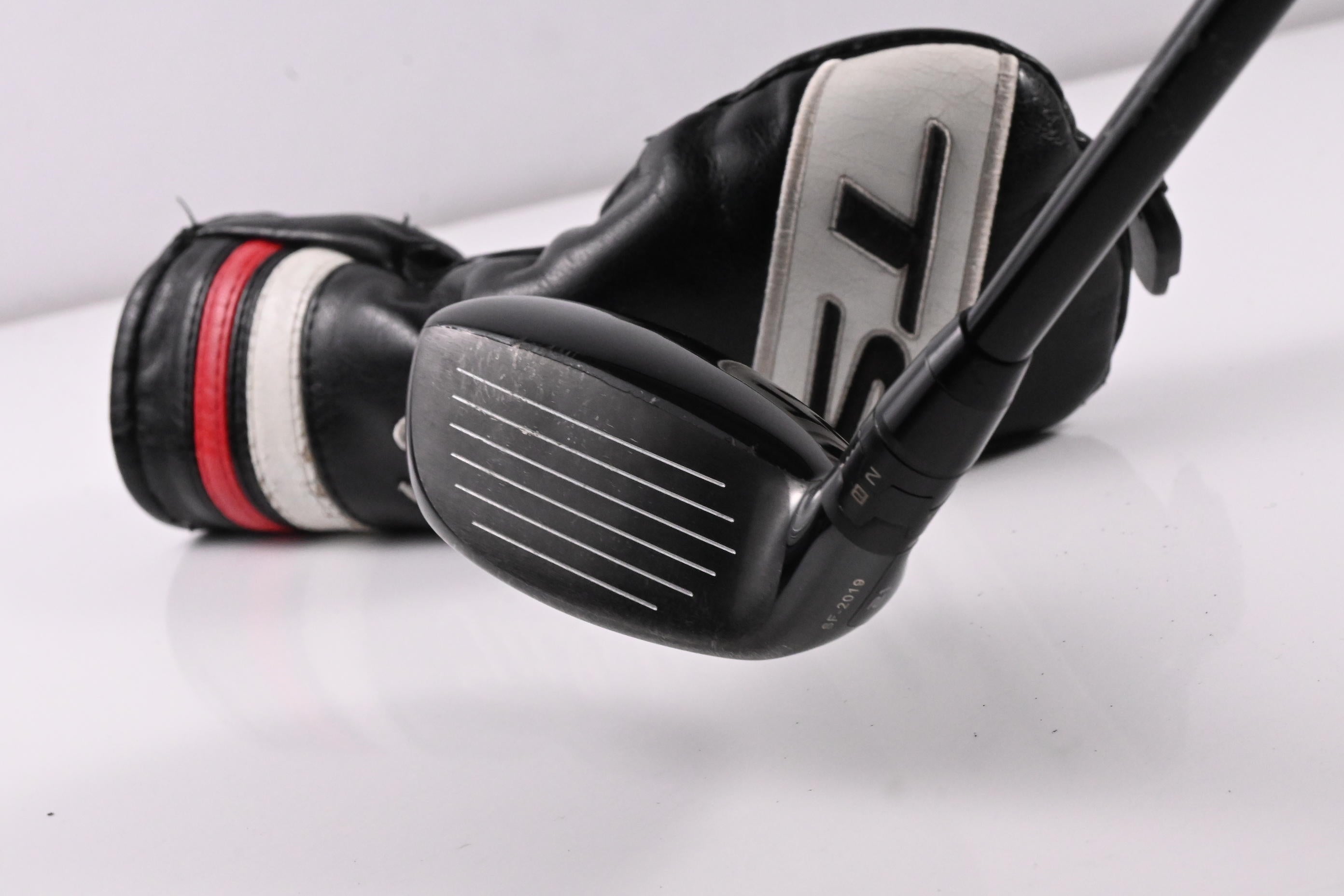 Titleist TS3 #3 Hybrid / 21 Degree / Stiff Flex HZRDUS Smoke Black RDX 80 Shaft