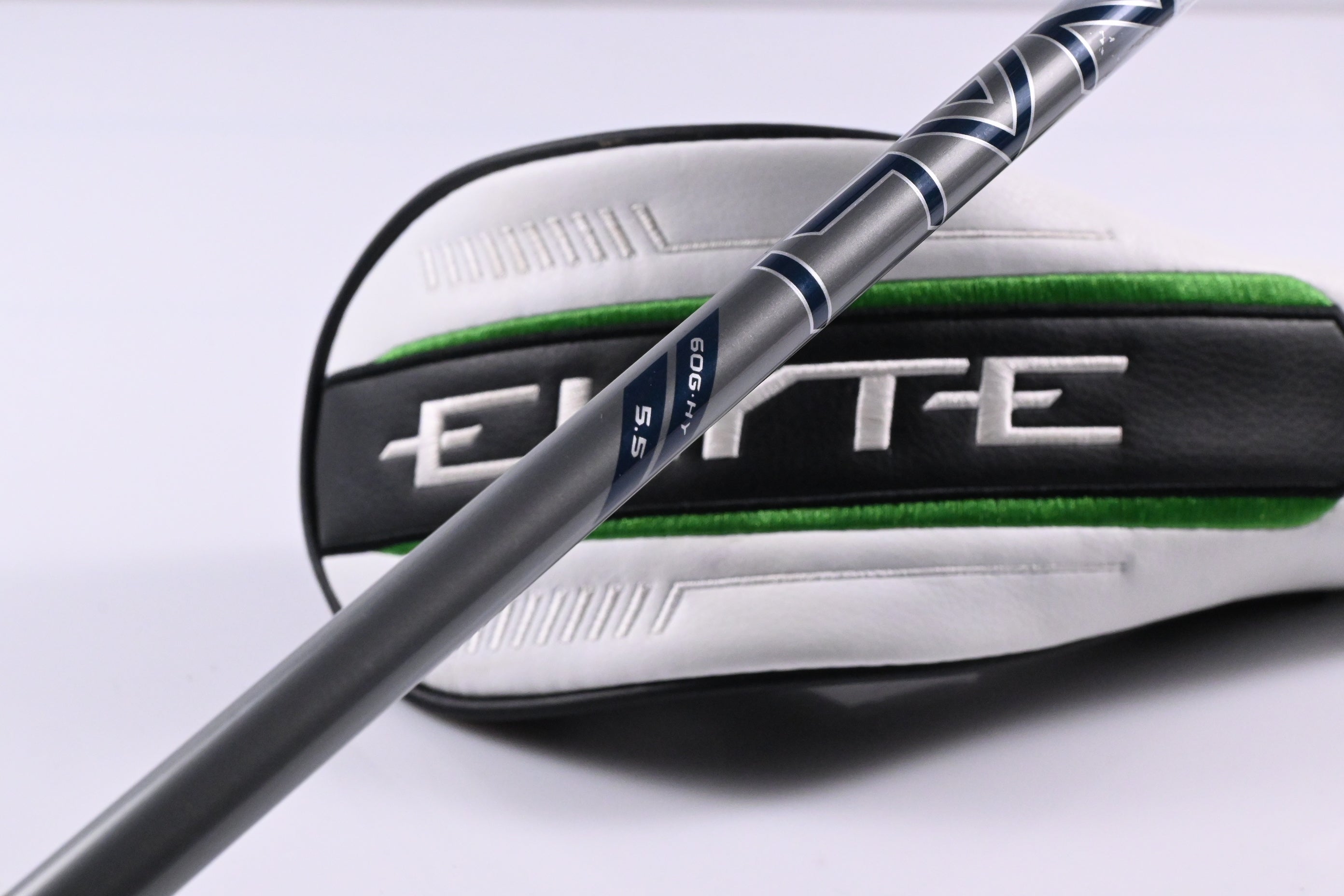 Callaway Elyte #4 Hybrid / 22 Degree / Regular Flex Denali Charcoal 60 Shaft