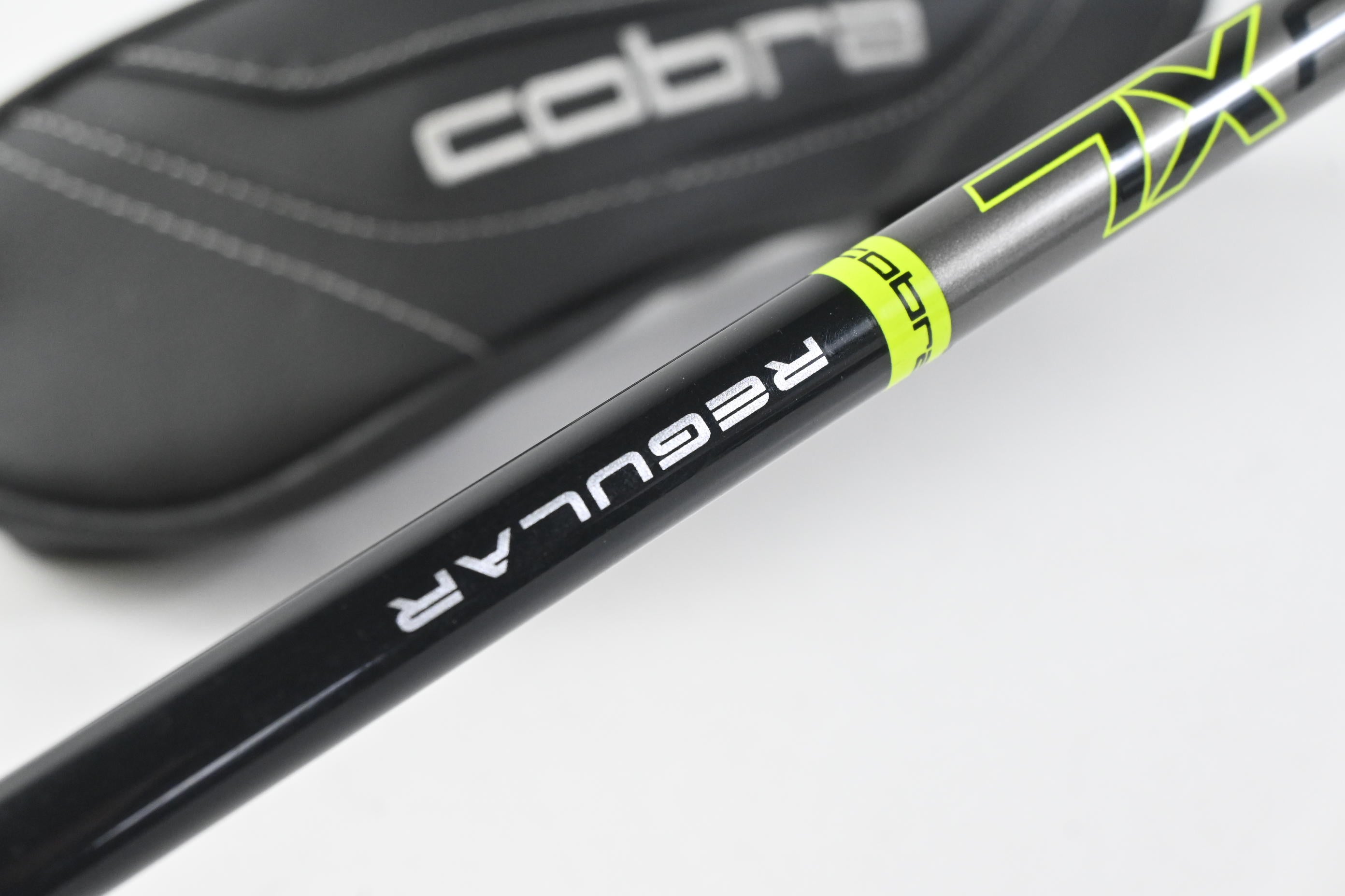 Cobra Fly XL #4 Hybrid / 23 Degree / Regular Flex Cobra Fly XL Shaft