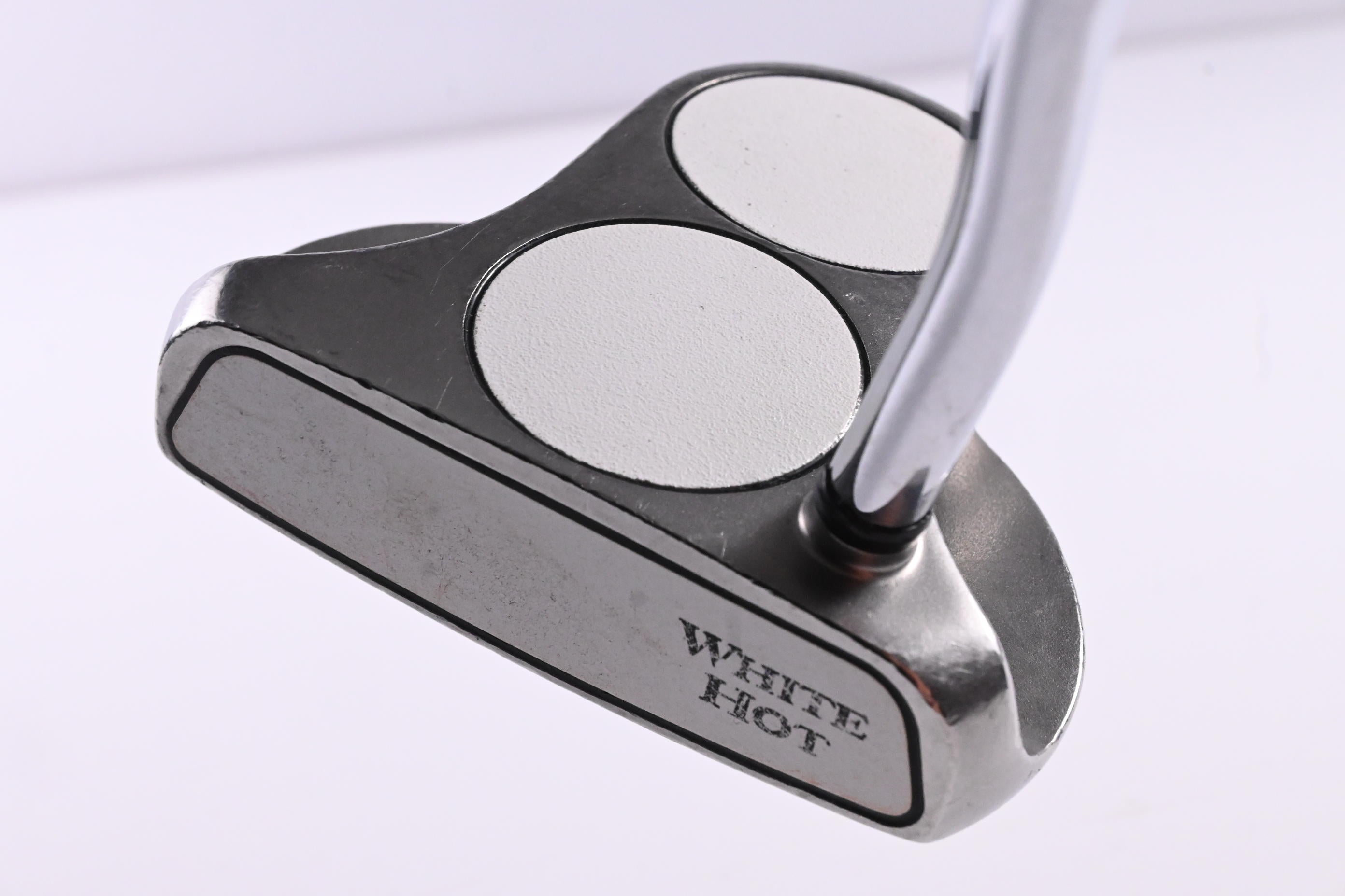 Odyssey White Hot 2-Ball Putter / 32 Inch