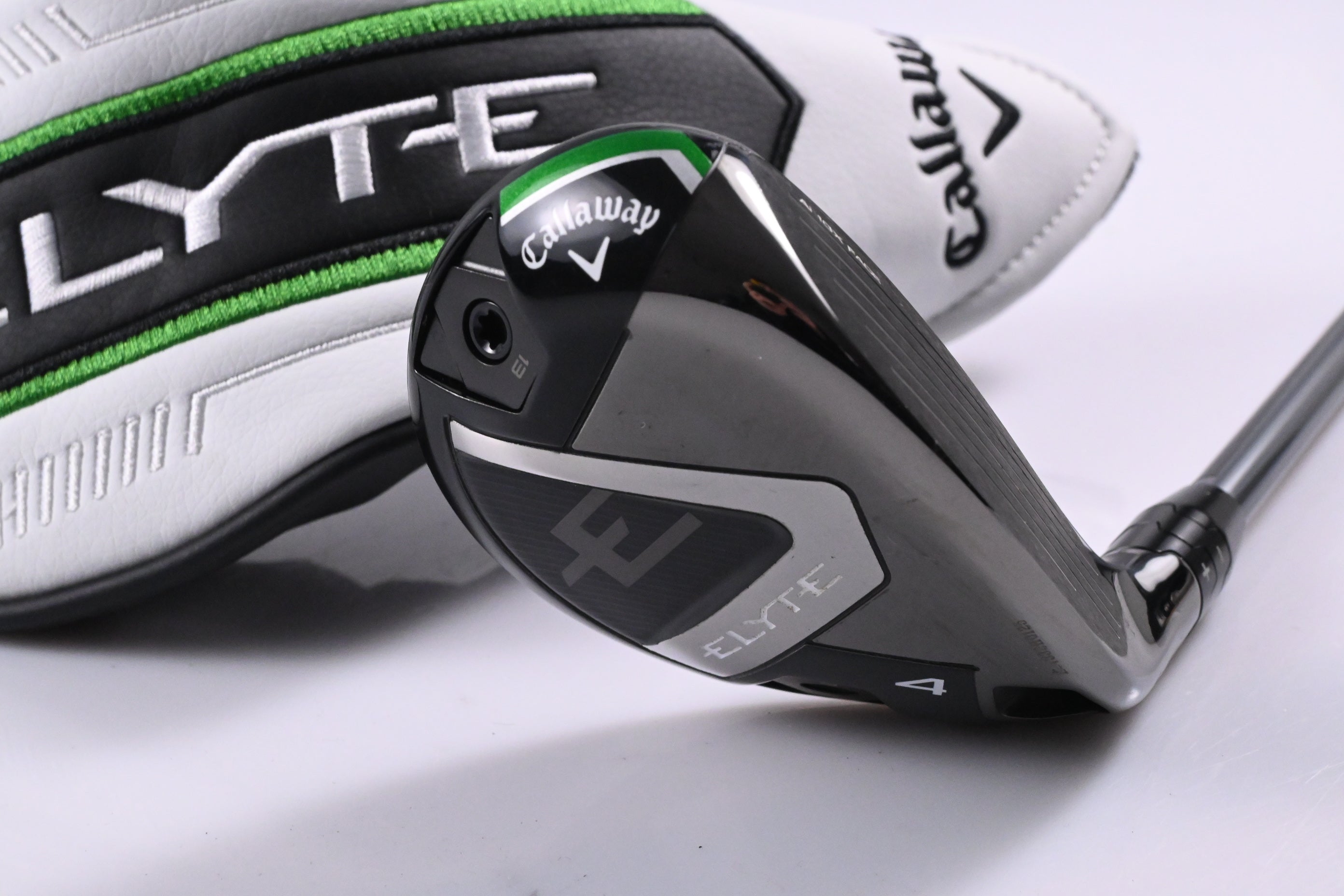 Callaway Elyte #4 Hybrid / 22 Degree / Regular Flex Denali Charcoal 60 Shaft