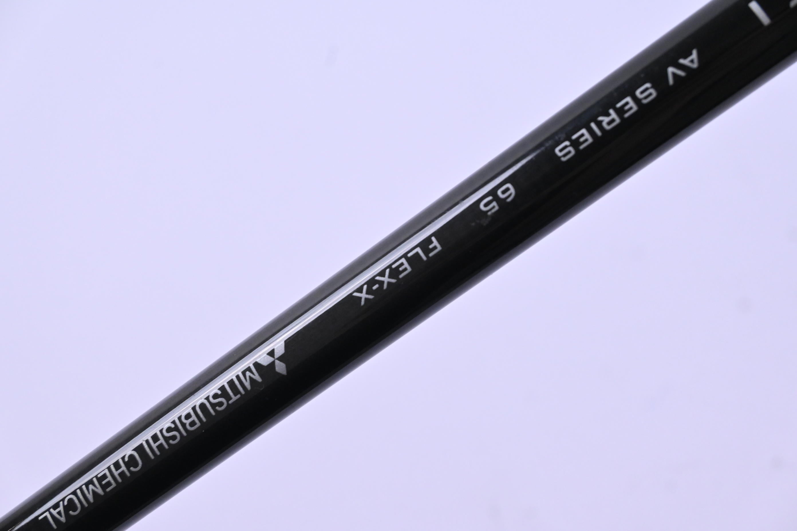 Cobra LTDx LS Driver / 10.5 Degree / X-Flex Tensei AV Raw White 65 Shaft