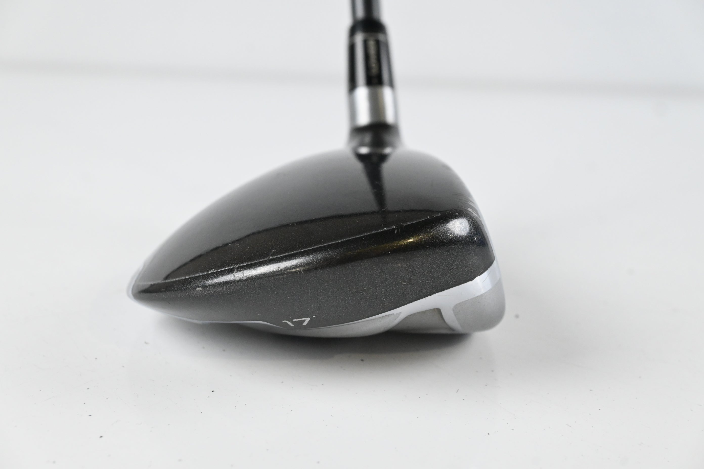 Taylormade SLDR #3 Wood / 17 Degree / Regular Flex Fujikura Speeder 77 Shaft