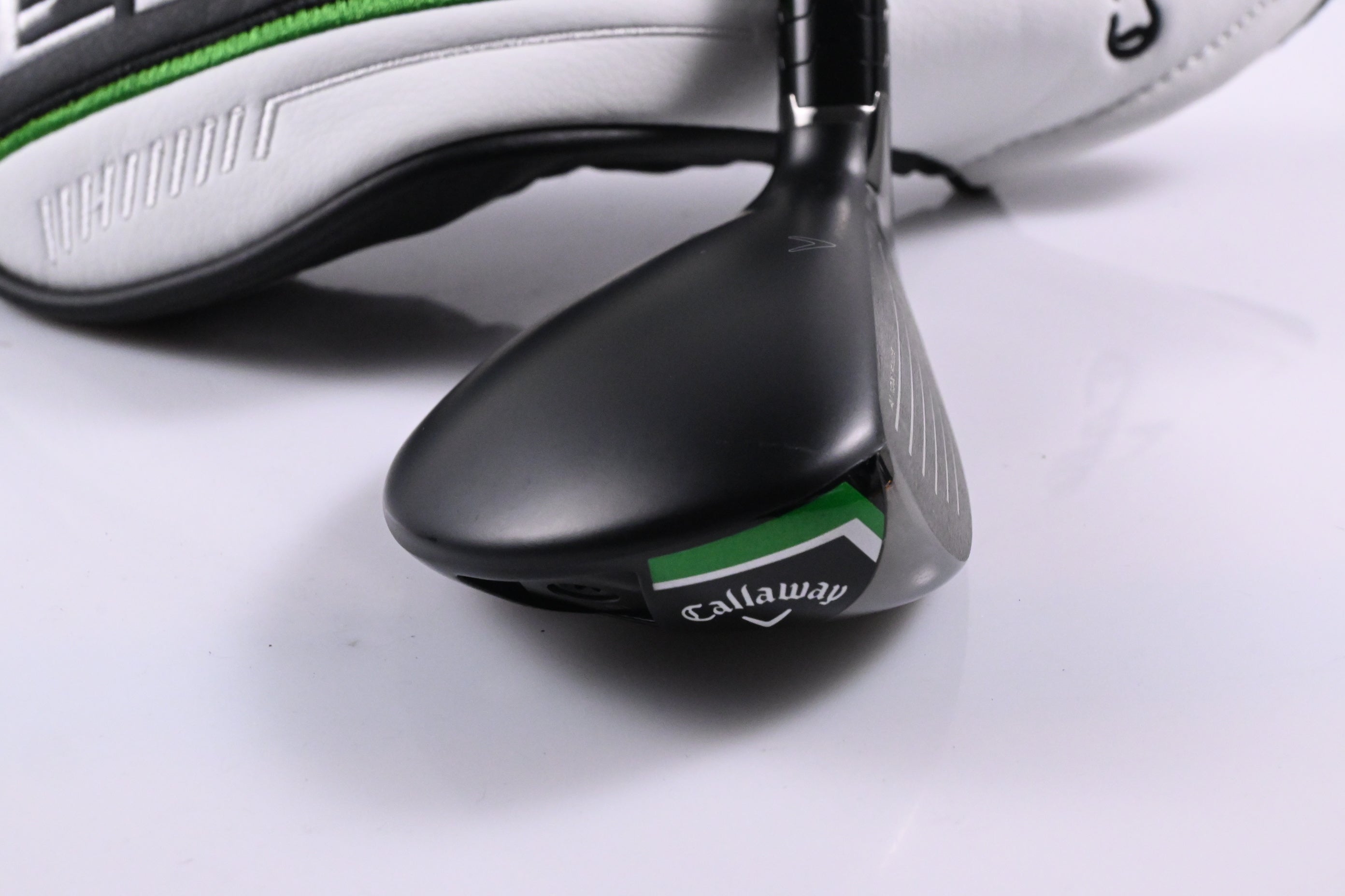 Callaway Elyte #4 Hybrid / 22 Degree / Regular Flex Denali Charcoal 60 Shaft
