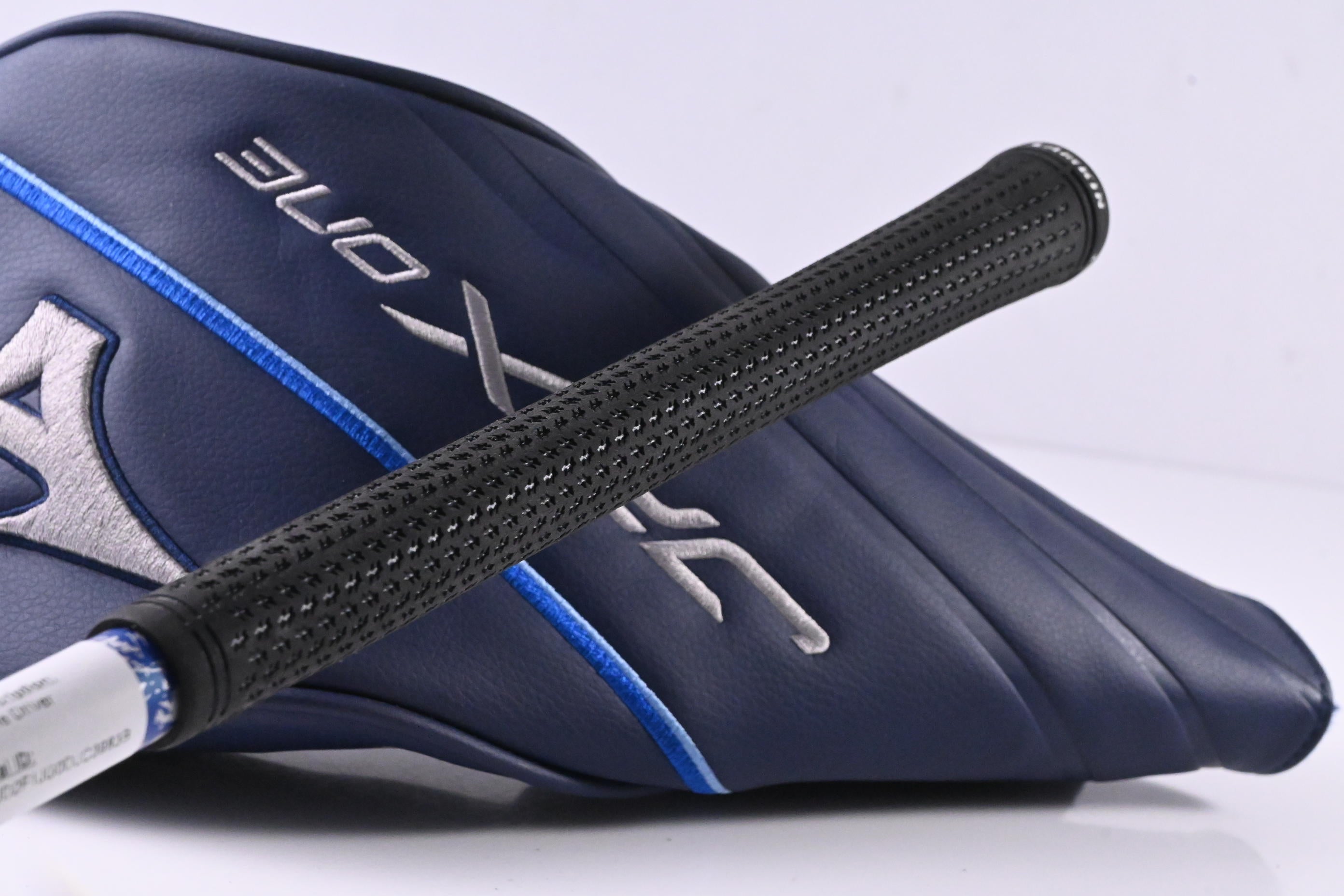 Mizuno JPX One Driver / 10.5 Degree / Regular Flex Project X Denali Frost Blue