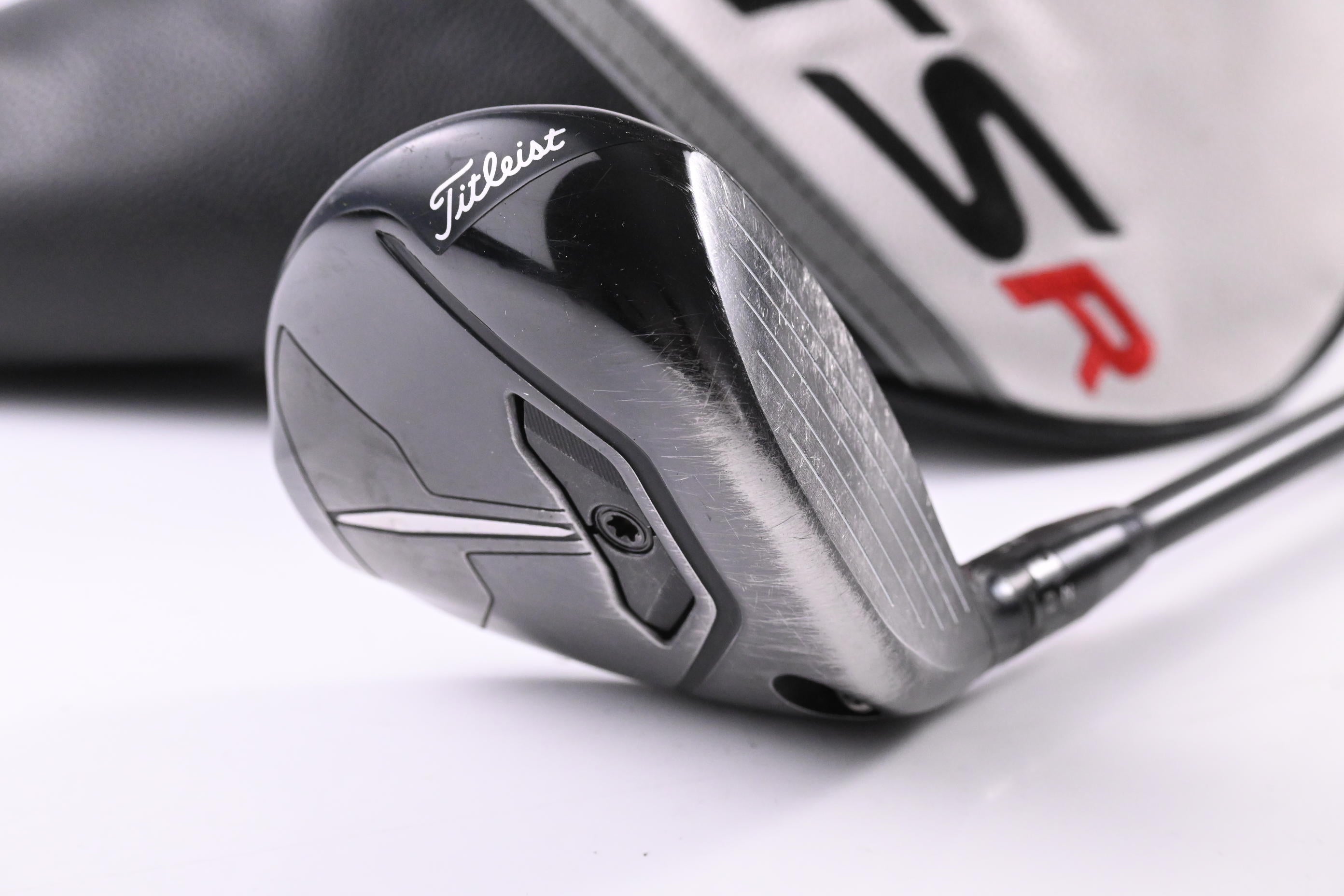 Titleist TSR2 #5 Wood / 18 Degree / Regular Flex HZRDUS Red CB Gen4 60 Shaft