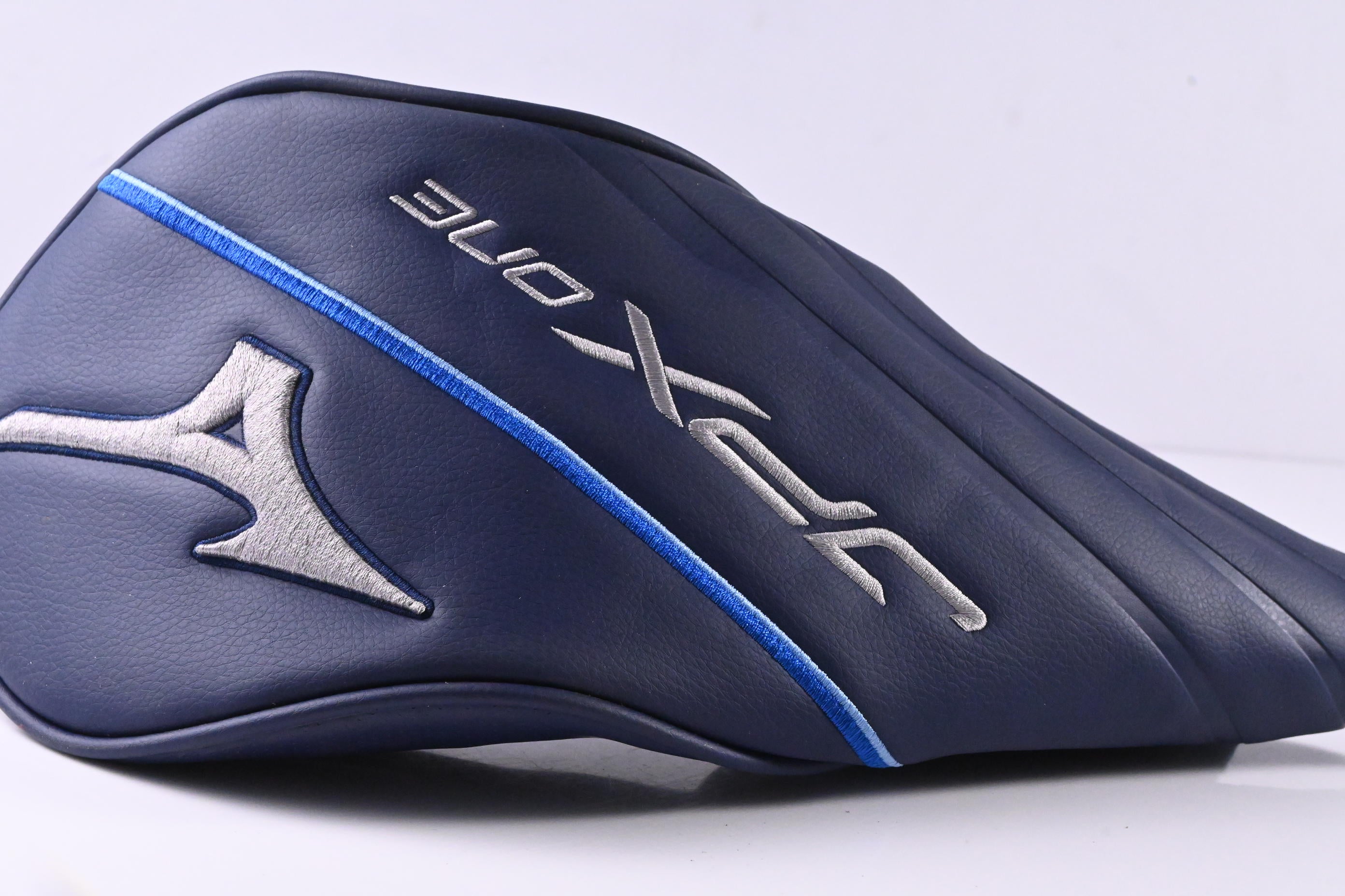 Mizuno JPX One Driver / 10.5 Degree / Regular Flex Project X Denali Frost Blue