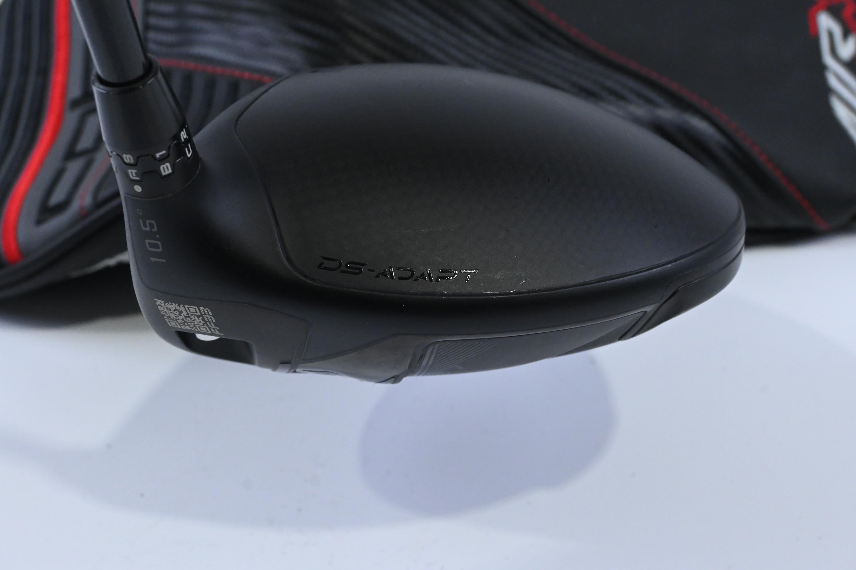Cobra DS-Adapt LS Driver / 10.5 Degree / Stiff Flex Denali Black 60 Shaft