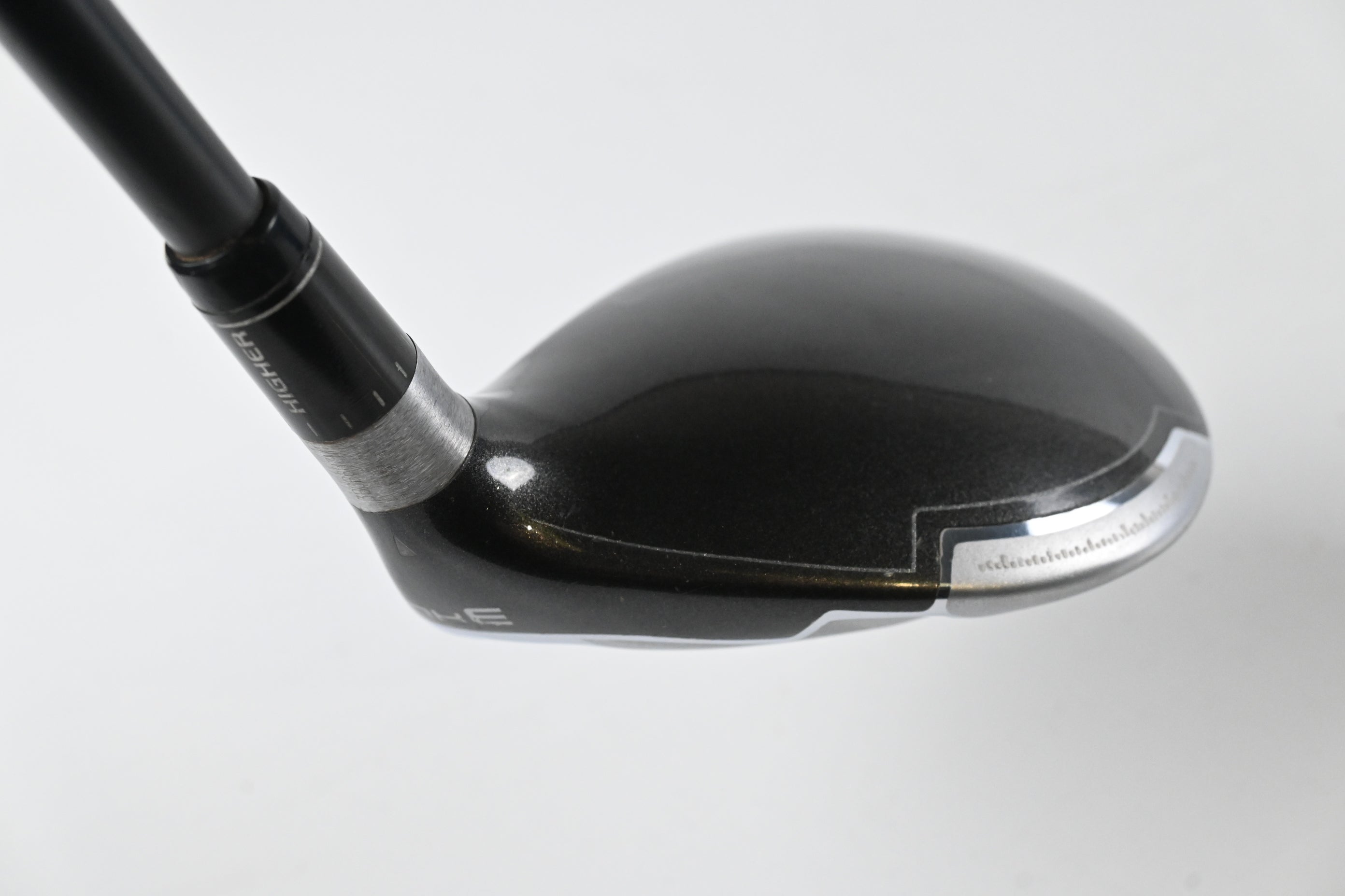 Taylormade SLDR #3 Wood / 17 Degree / Regular Flex Fujikura Speeder 77 Shaft