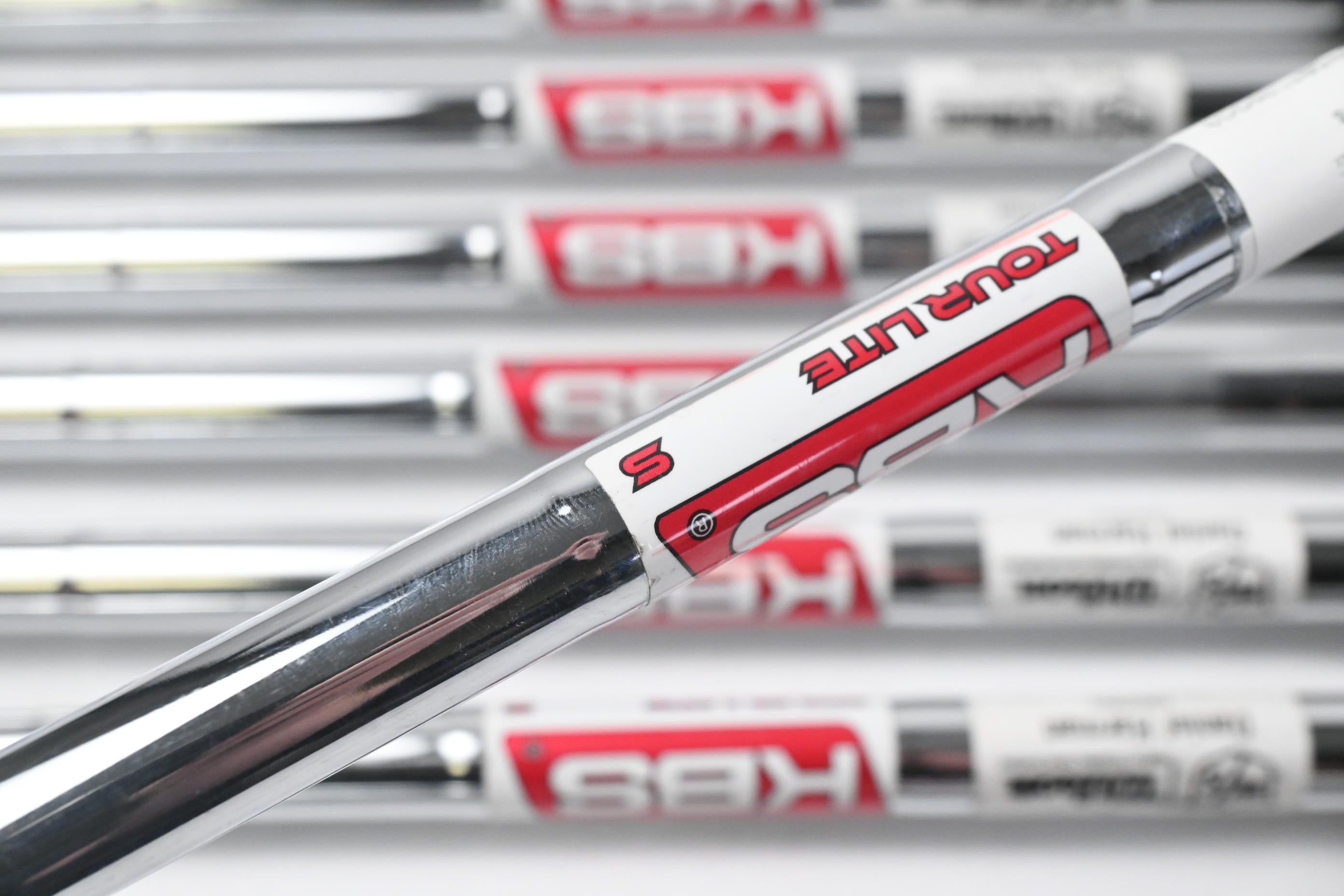 Wilson D9 Forged Irons / 3-PW / Stiff Flex KBS Tour Lite Shafts