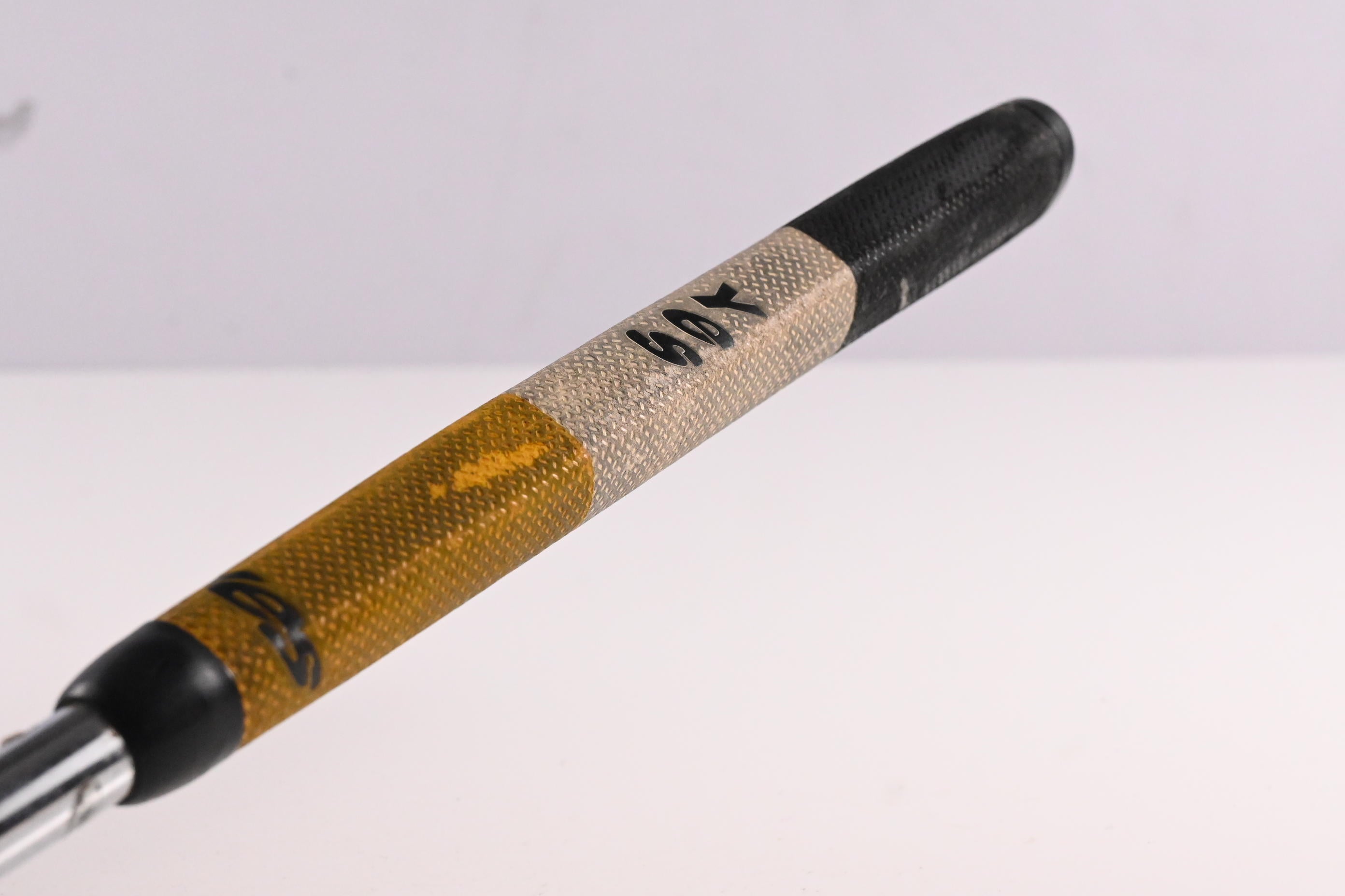 Yes! C-Groove Carolyne Putter / 34 Inch