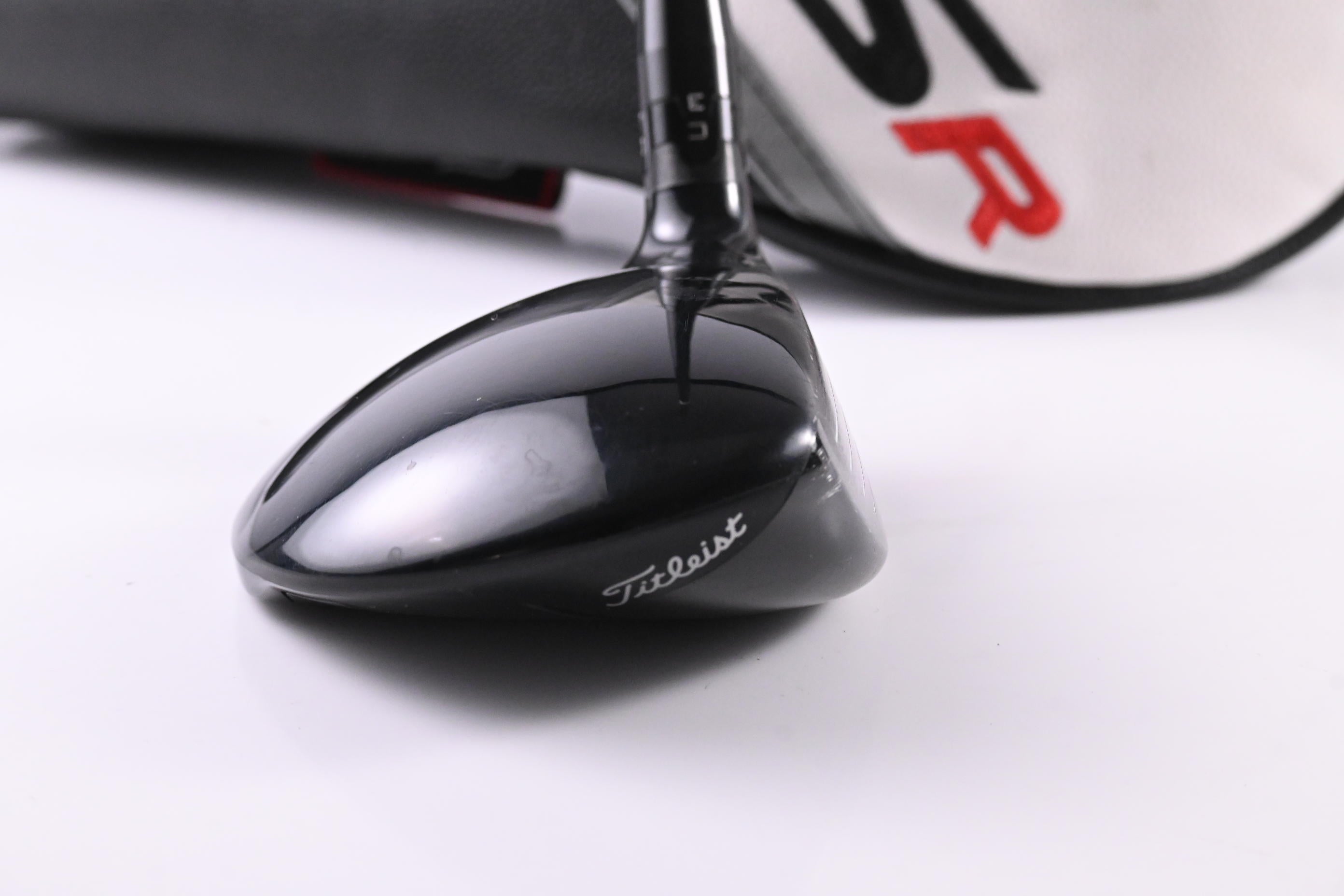 Titleist TSR2 #5 Wood / 18 Degree / Regular Flex HZRDUS Red CB Gen4 60 Shaft