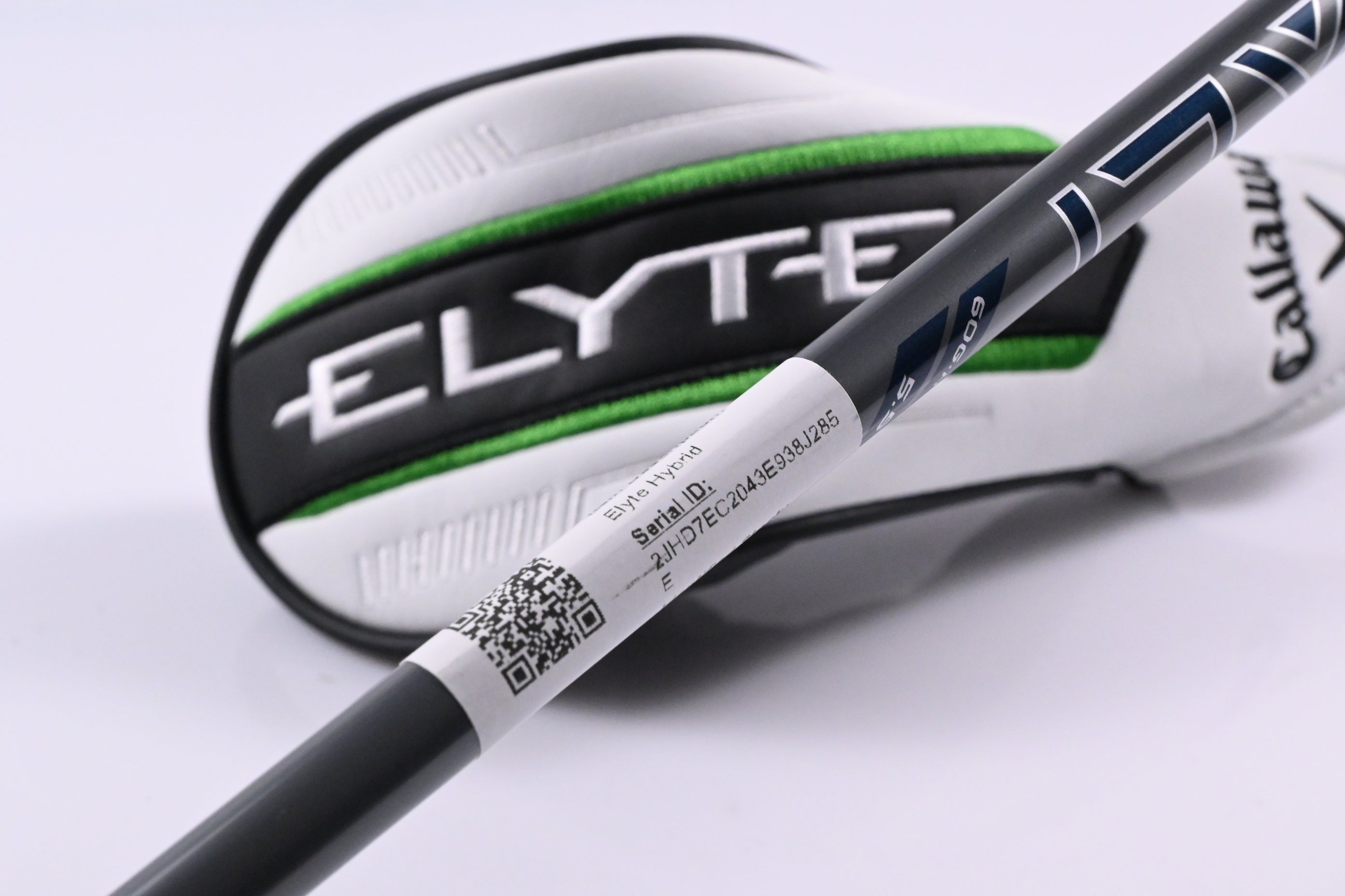 Callaway Elyte #4 Hybrid / 22 Degree / Regular Flex Denali Charcoal 60 Shaft
