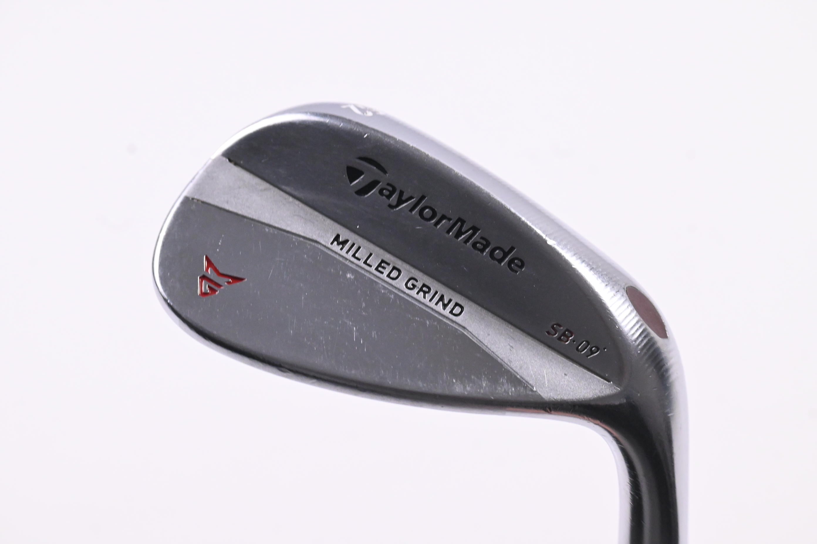 Taylormade Milled Grind Gap Wedge / 52 Degree / Wedge Flex Dynamic Gold Shaft