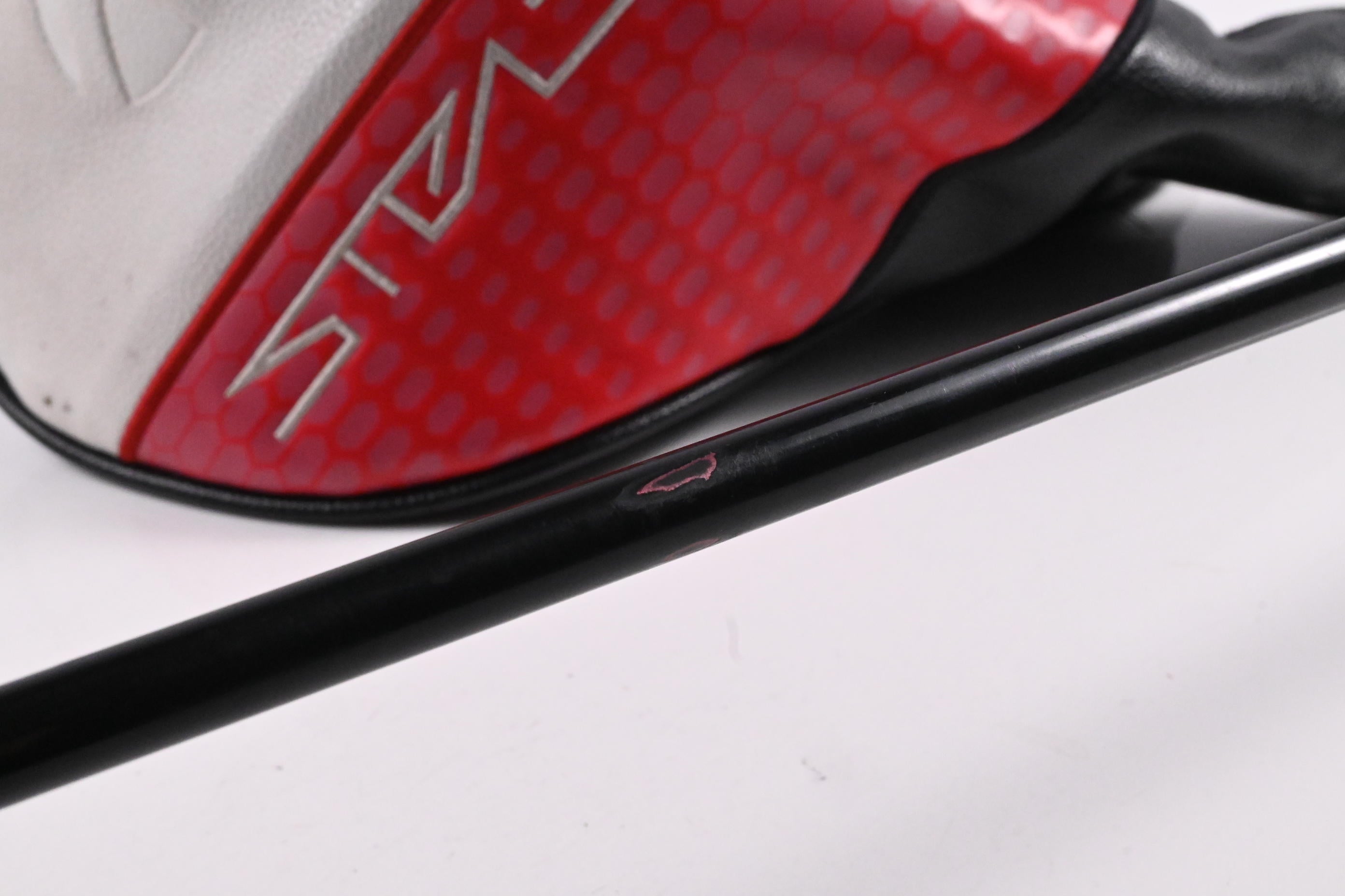 Taylormade Stealth 2 Driver / 9 Degree / Regular Flex Fujikura Ventus TR Red 5