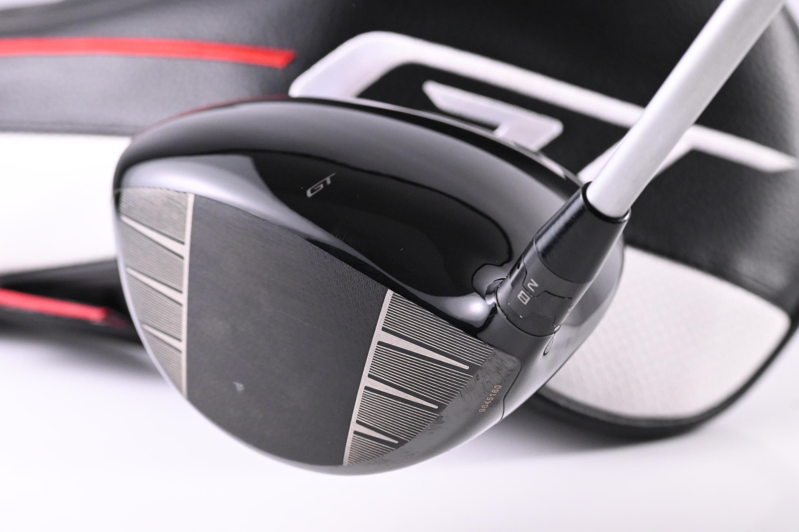 Titleist GT2 Driver / 9 Degree / Regular Flex Mitsubishi MMT 40 Shaft