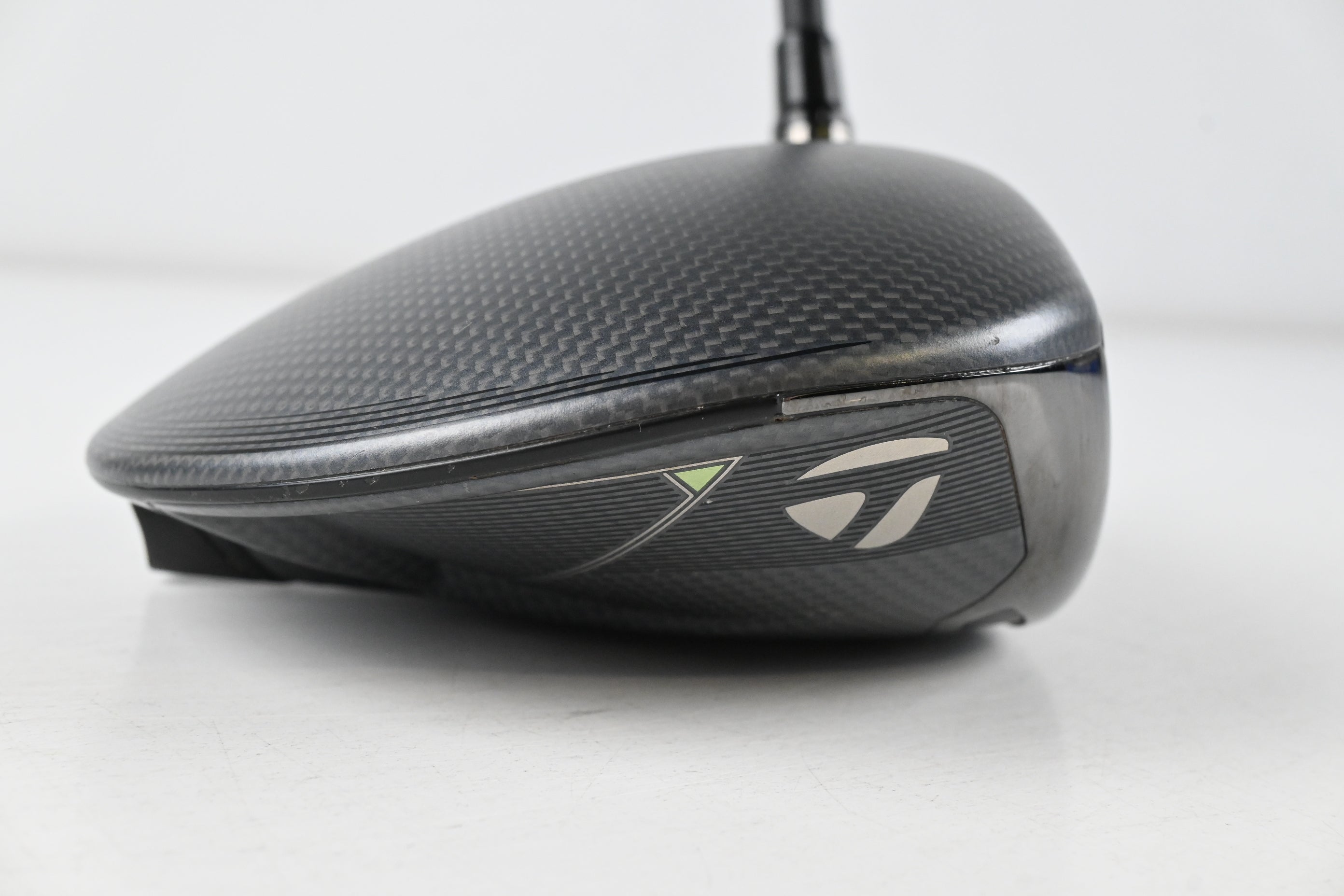 Taylormade Qi35 Driver / 9 Degree / Stiff Flex Kai'li Dark Wave CB Blue 60 Shaft